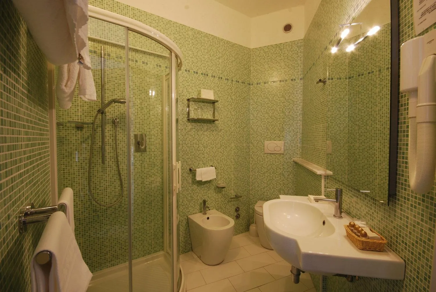 Shower in Hotel Bellevue, Sure Hotel Collection by Best Western