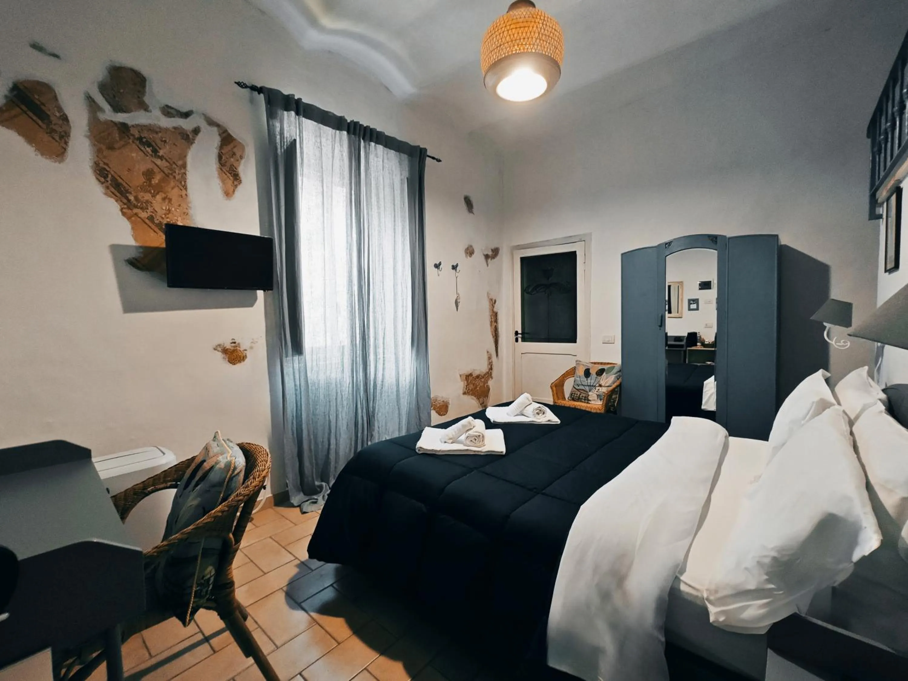 Photo of the whole room, Bed in La Casa dei Carrai