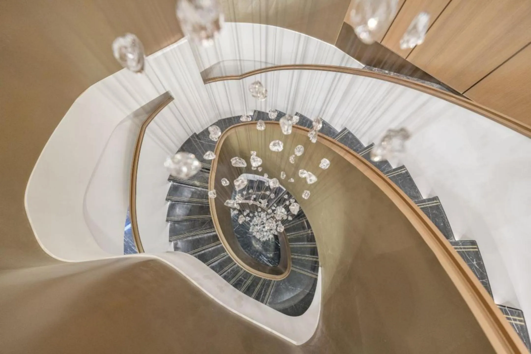 Lobby or reception in Atour Hotel Lingang New Town