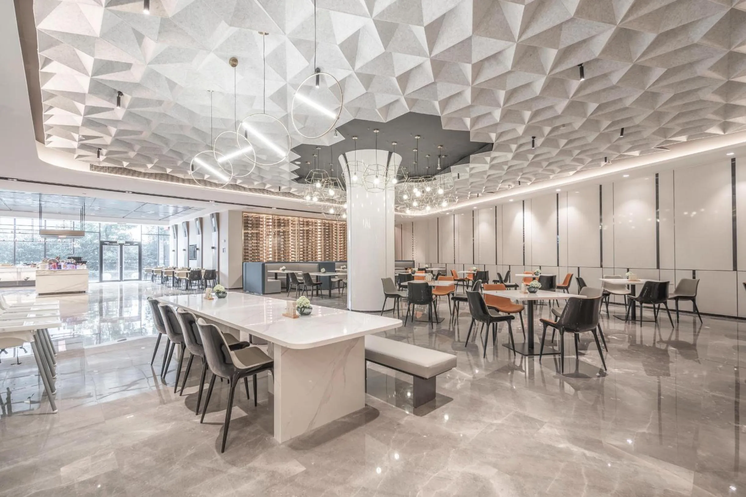 Atour Hotel Nanjing Jiangbei New District University of Technology