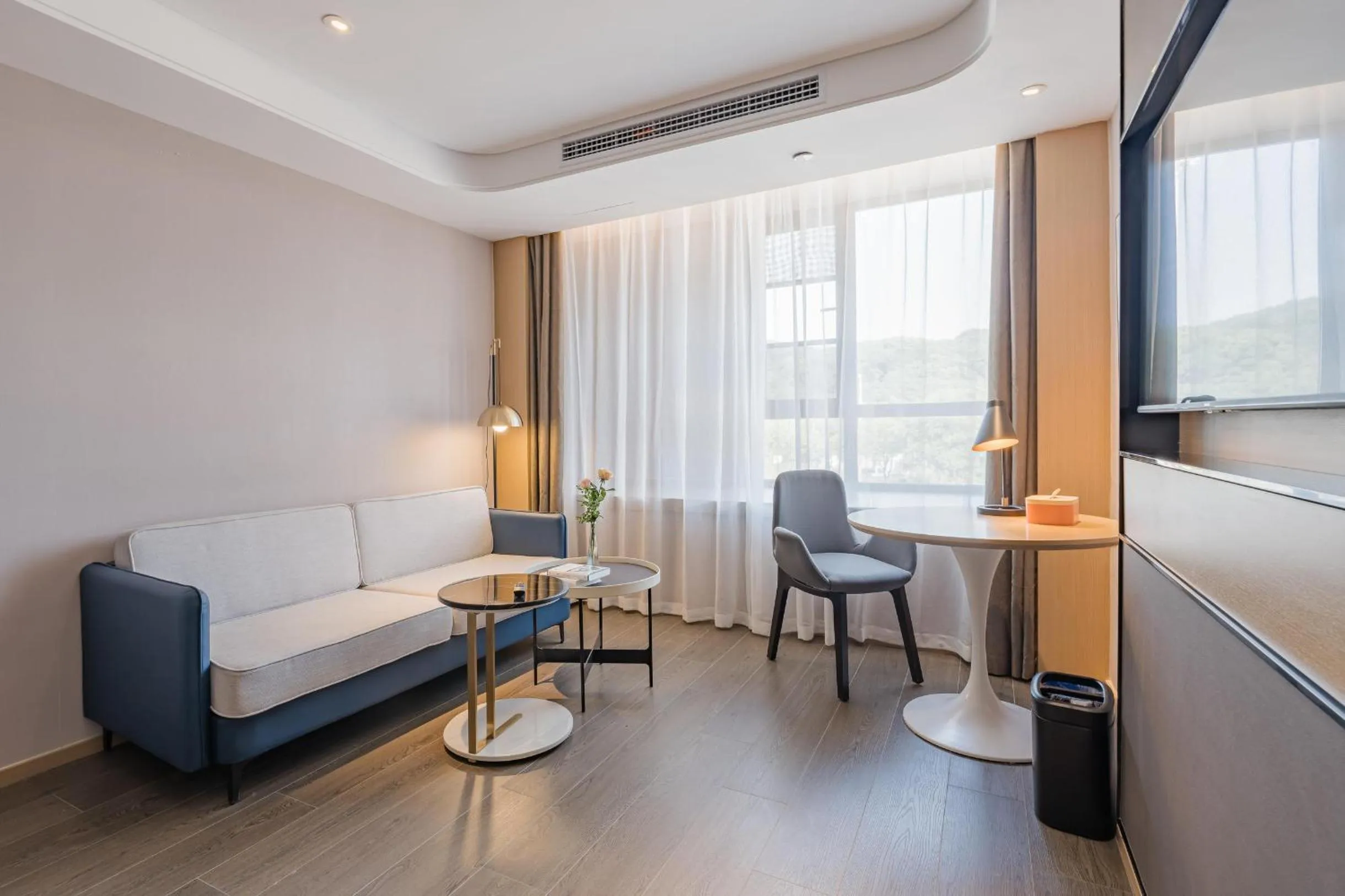 Atour Hotel Wuxi Yuantouzhu Scenic Area Qianrong Road