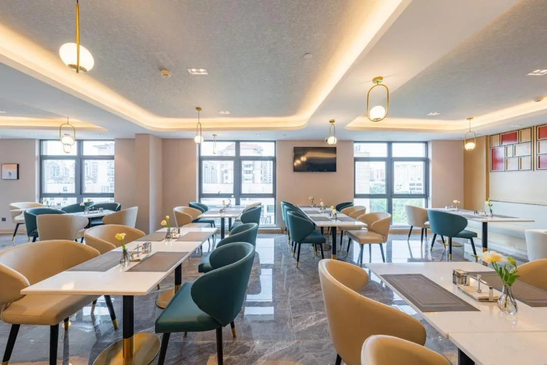 Breakfast in Atour Hotel Wuxi Huishan Wanda Plaza