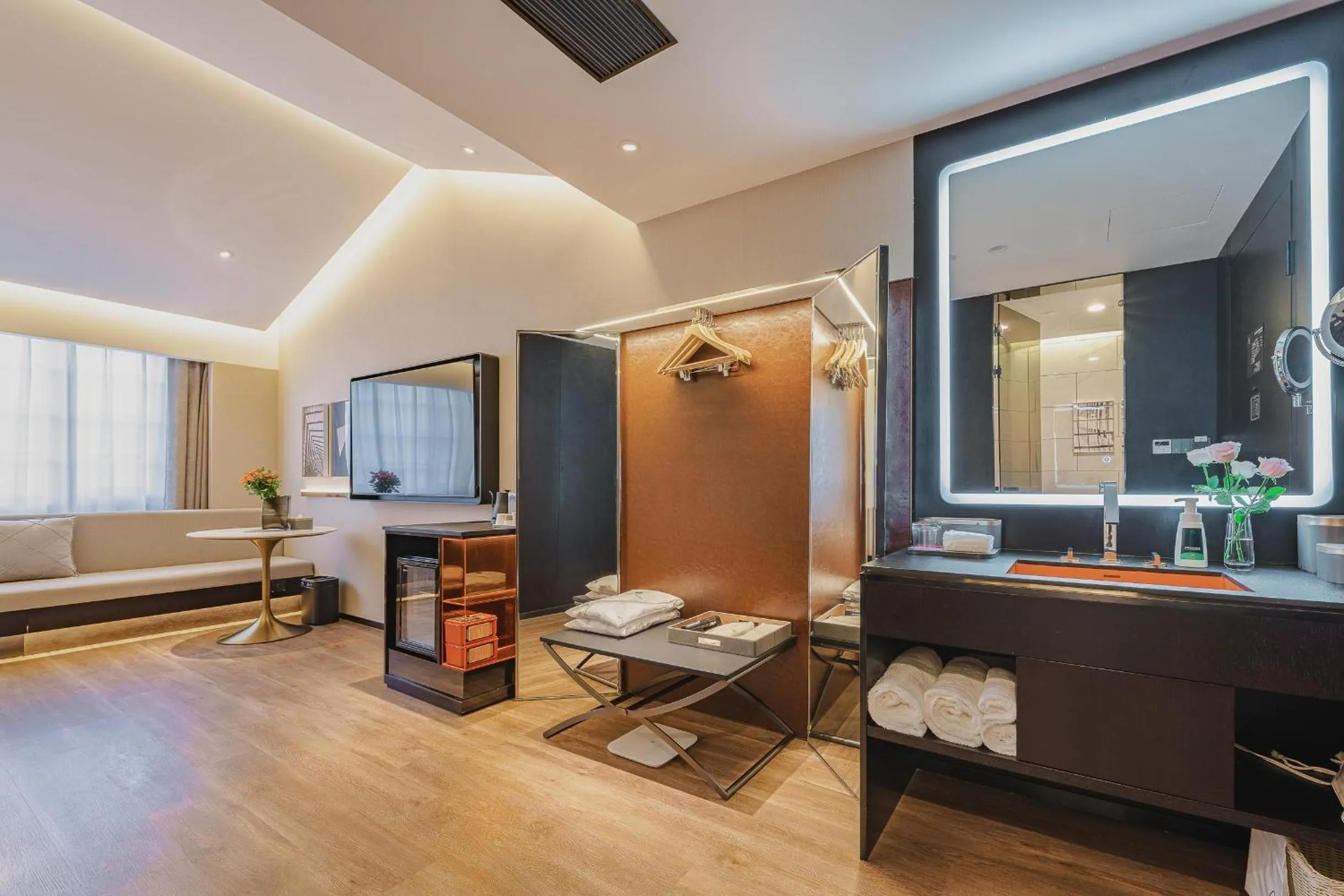 Atour S Hotel Wuxi Nanchang Street