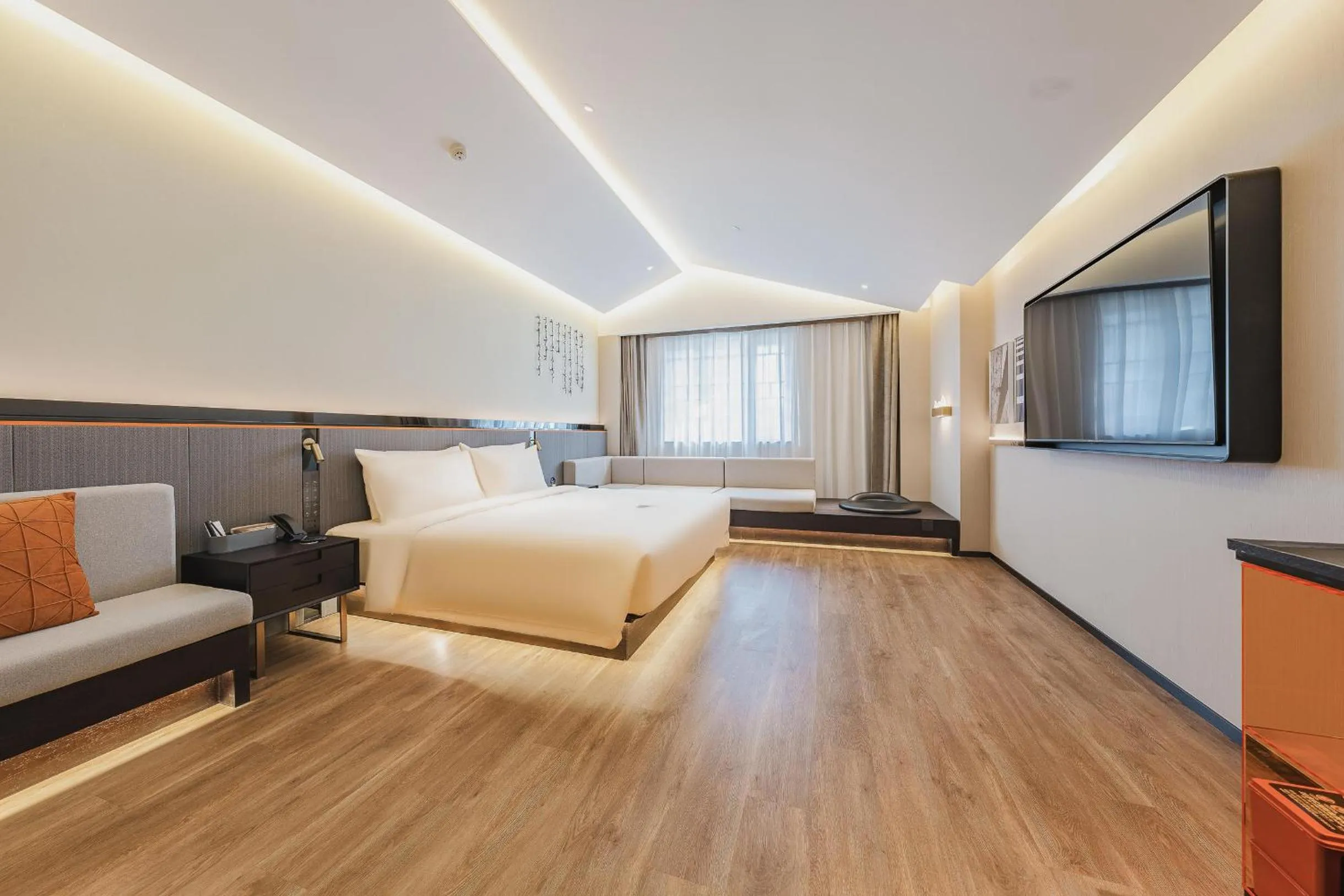 Bed in Atour S Hotel Wuxi Nanchang Street
