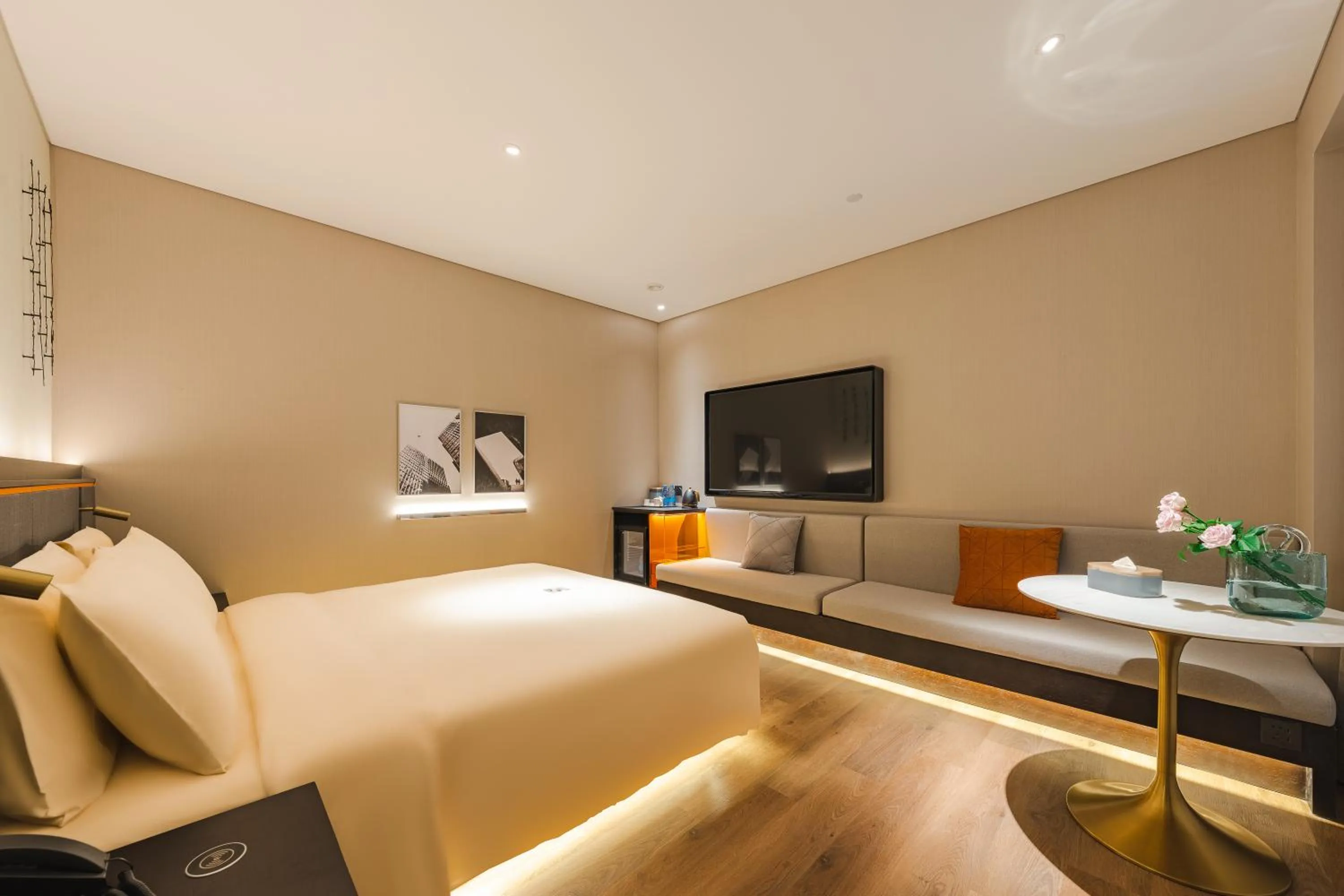 Bed in Atour S Hotel Wuxi Nanchang Street