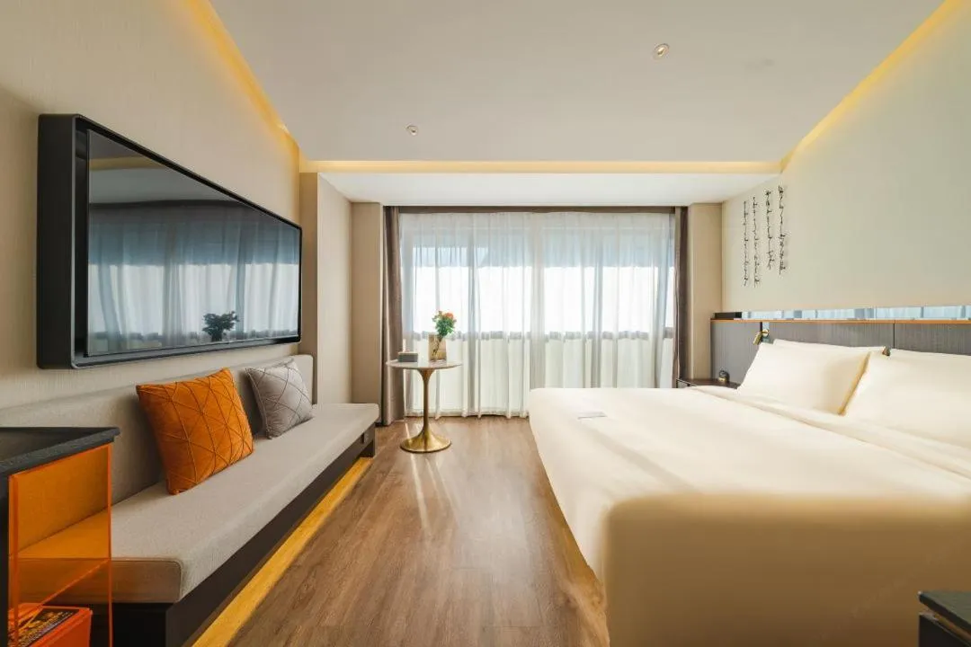 Bed in Atour S Hotel Wuxi Nanchang Street