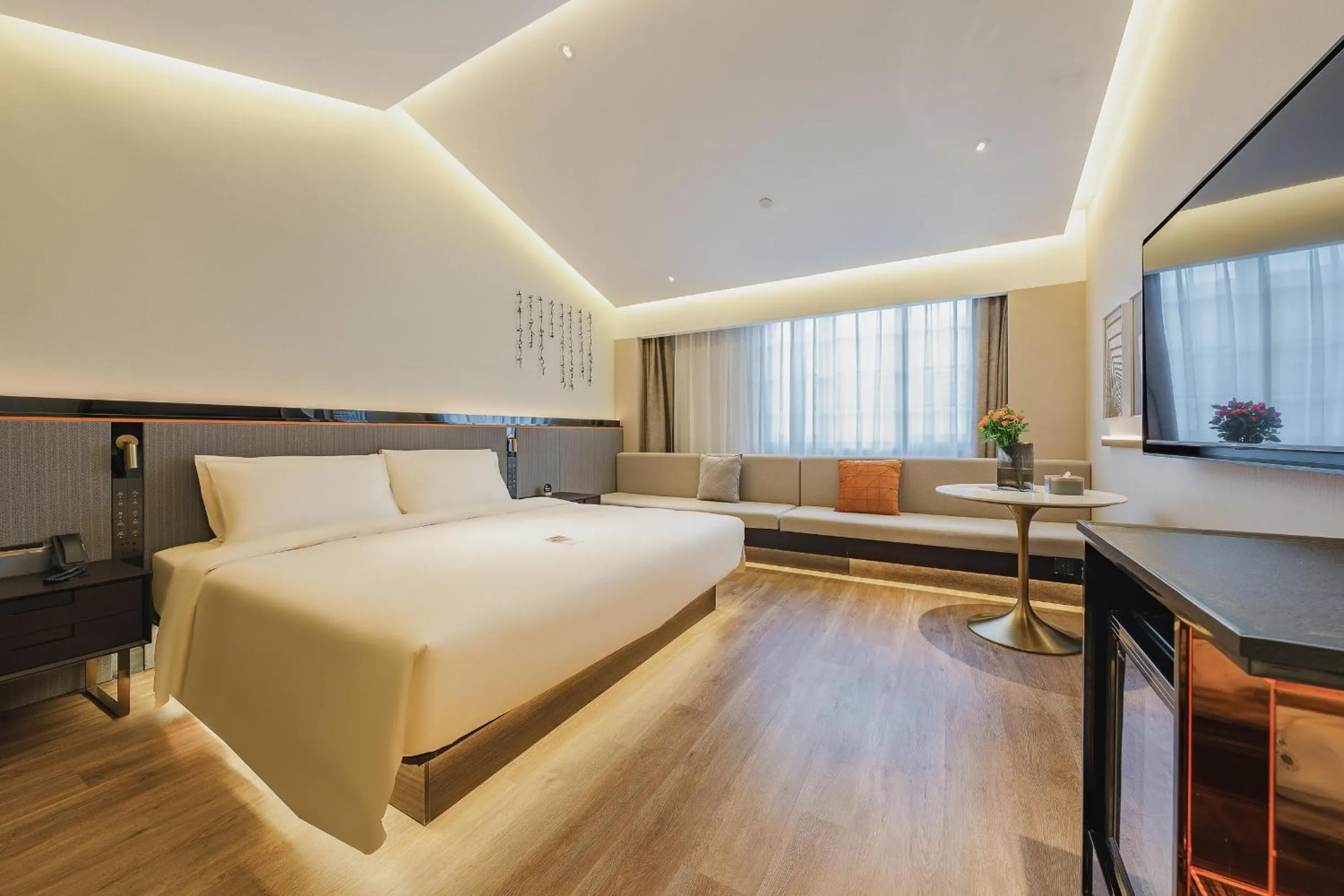 Bed in Atour S Hotel Wuxi Nanchang Street