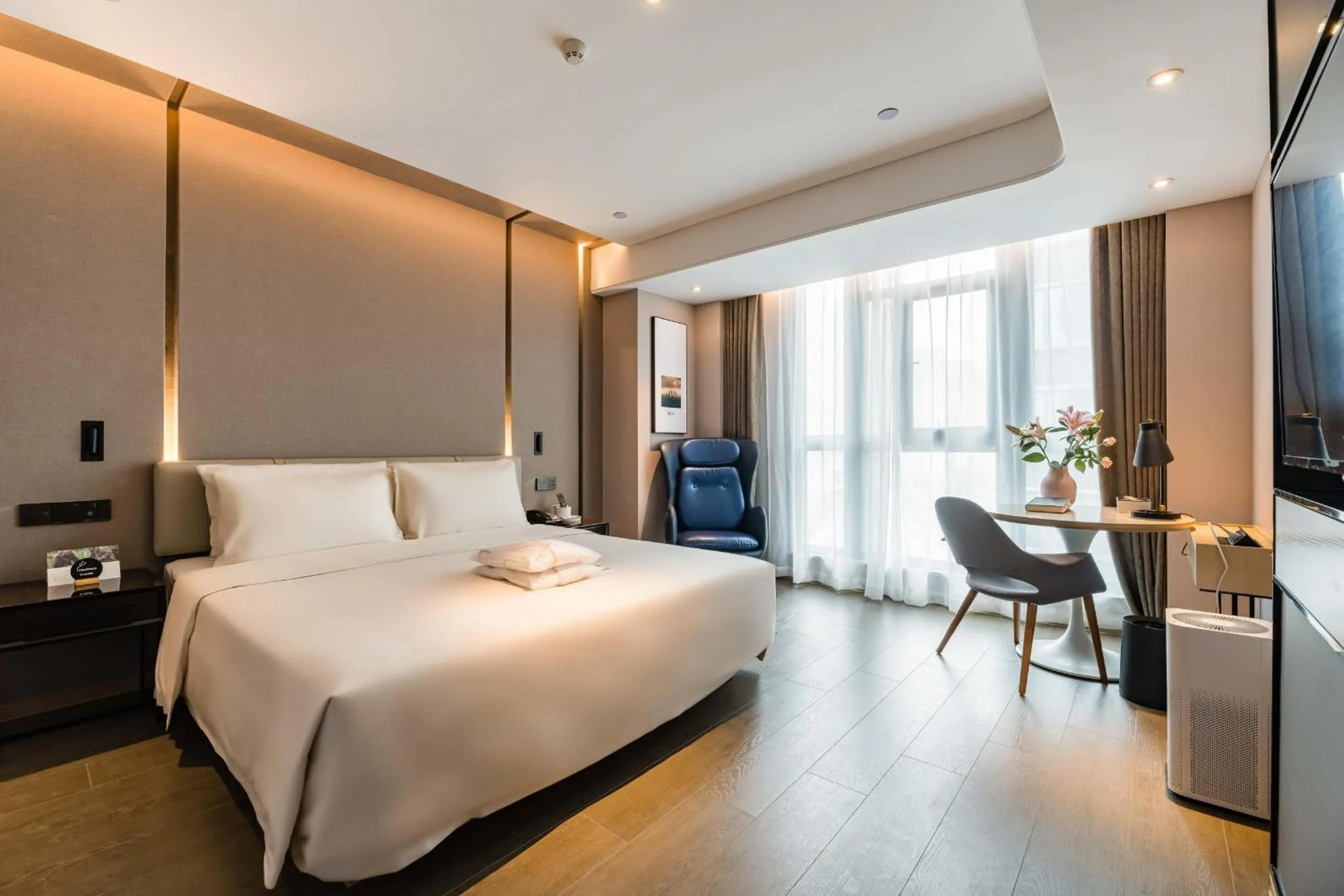 Bed in Atour Hotel Suzhou North High-Speed Railway Station