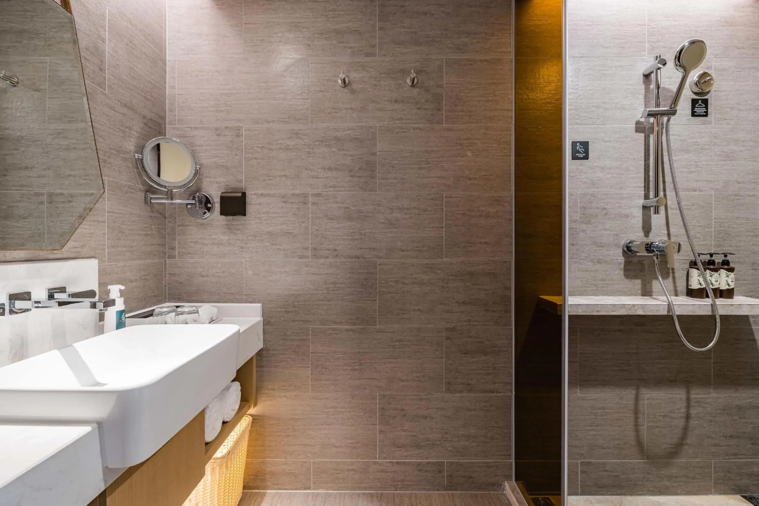 Atour Hotel Suzhou North High-Speed Railway Station