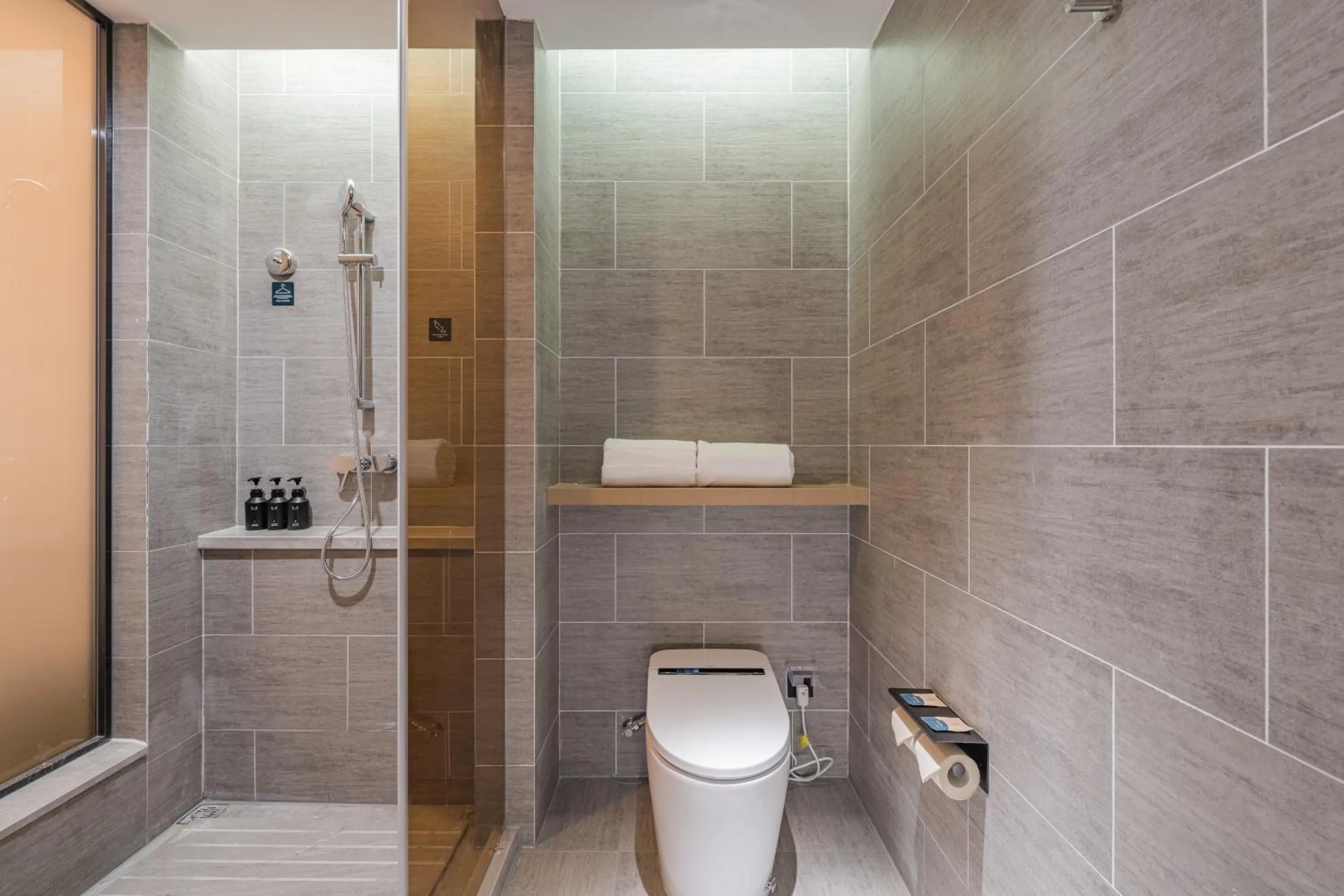 Toilet in Atour Hotel Suzhou Wujiang Suzhou Bay