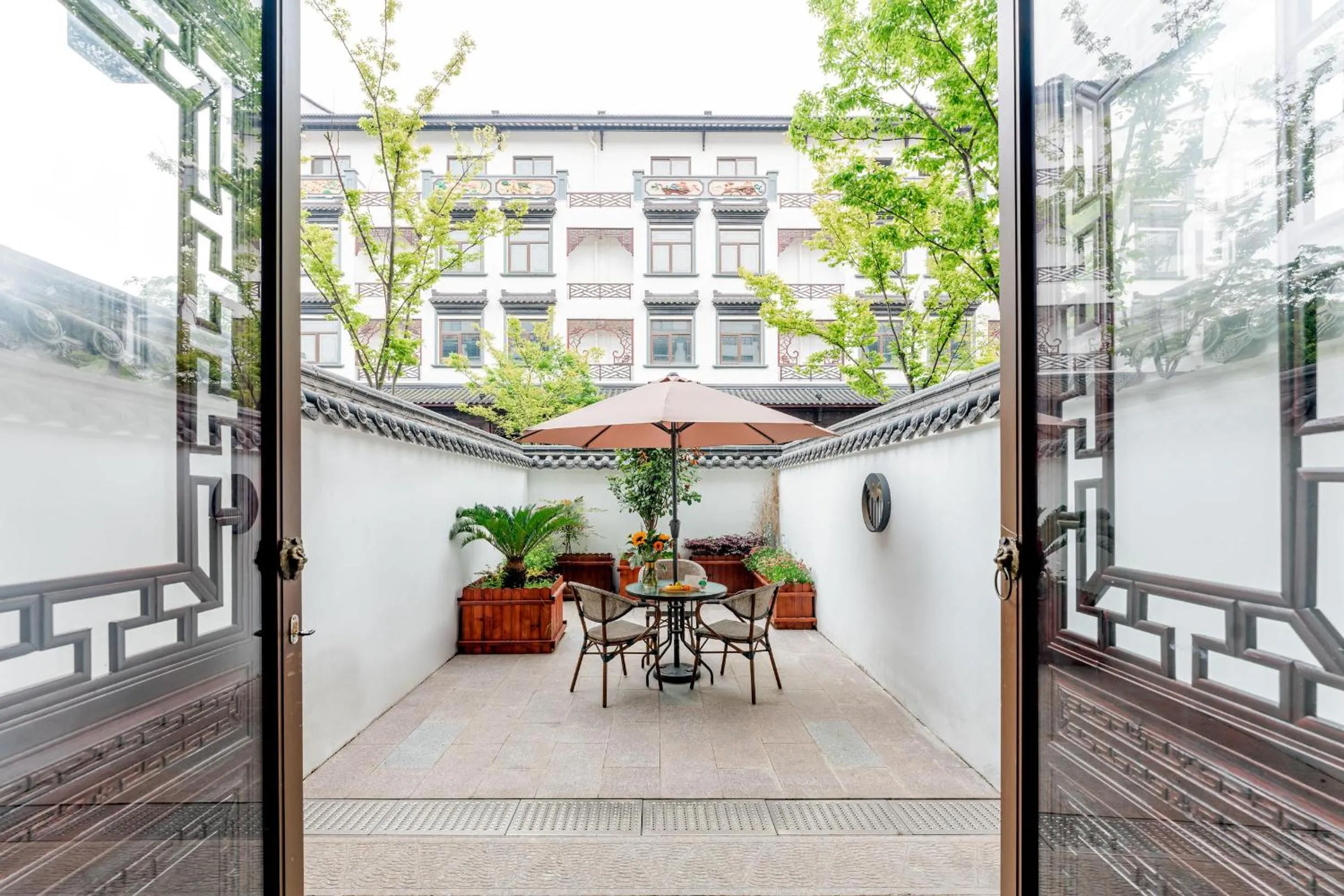 Atour Hotel Tongxiang Wuzhen