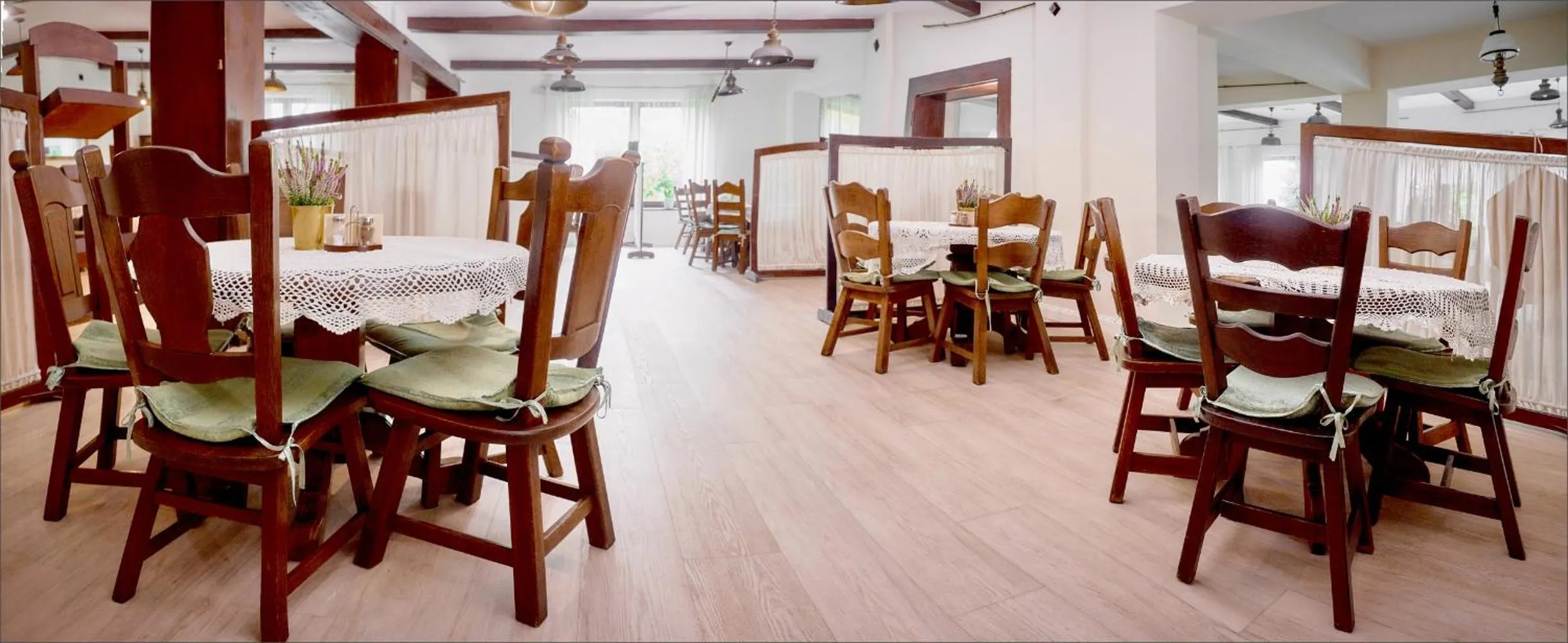 Restaurant/places to eat in Hotel Biesiada