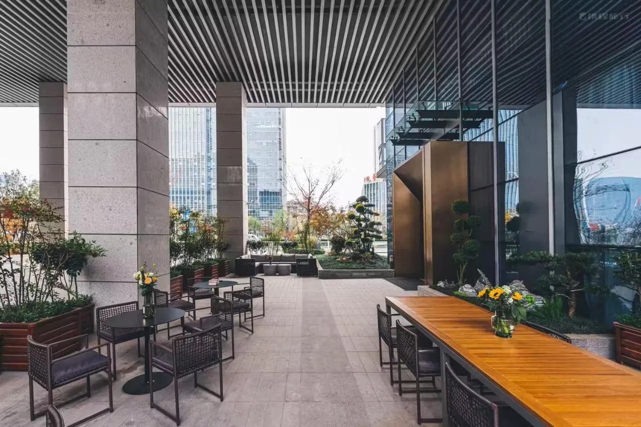 Garden in Atour Hotel Yiwu International Trade Transportation Center