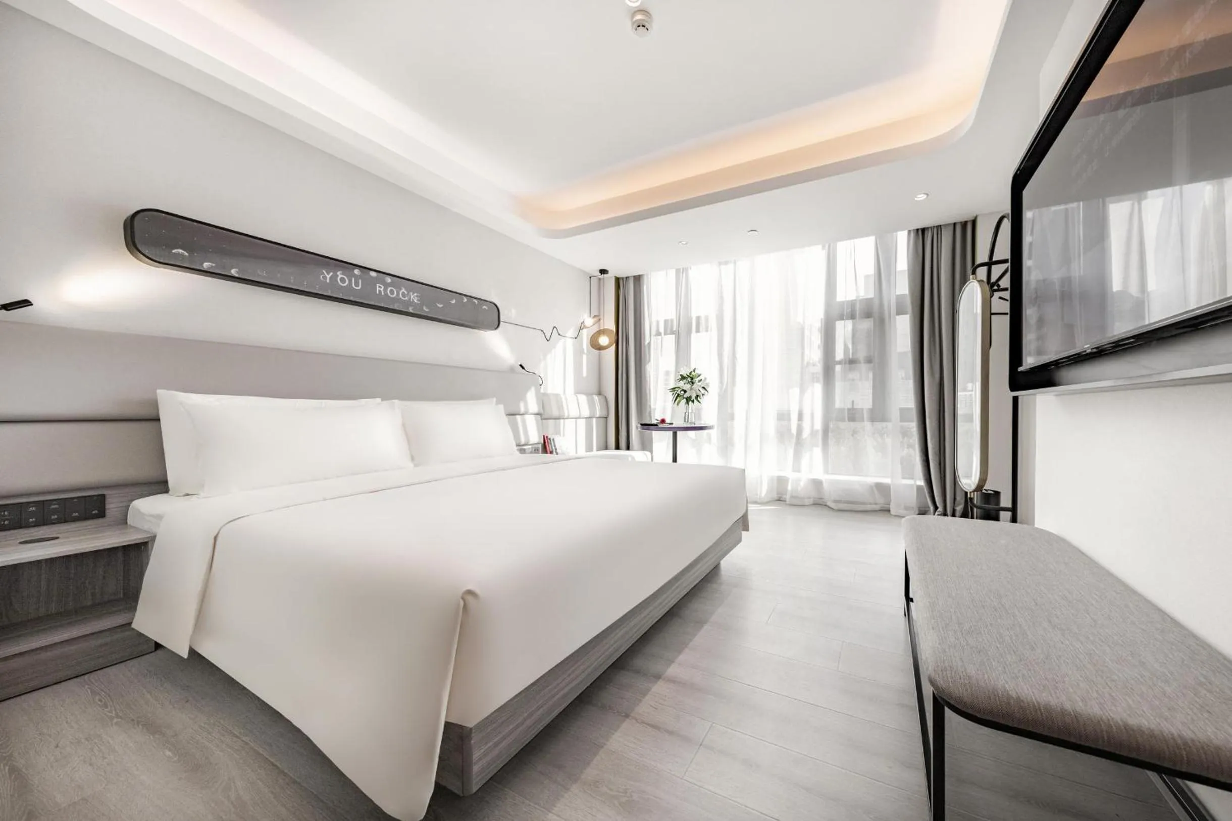 Bed in Atour Light Hotel Hefei Government Affairs Swan Lake