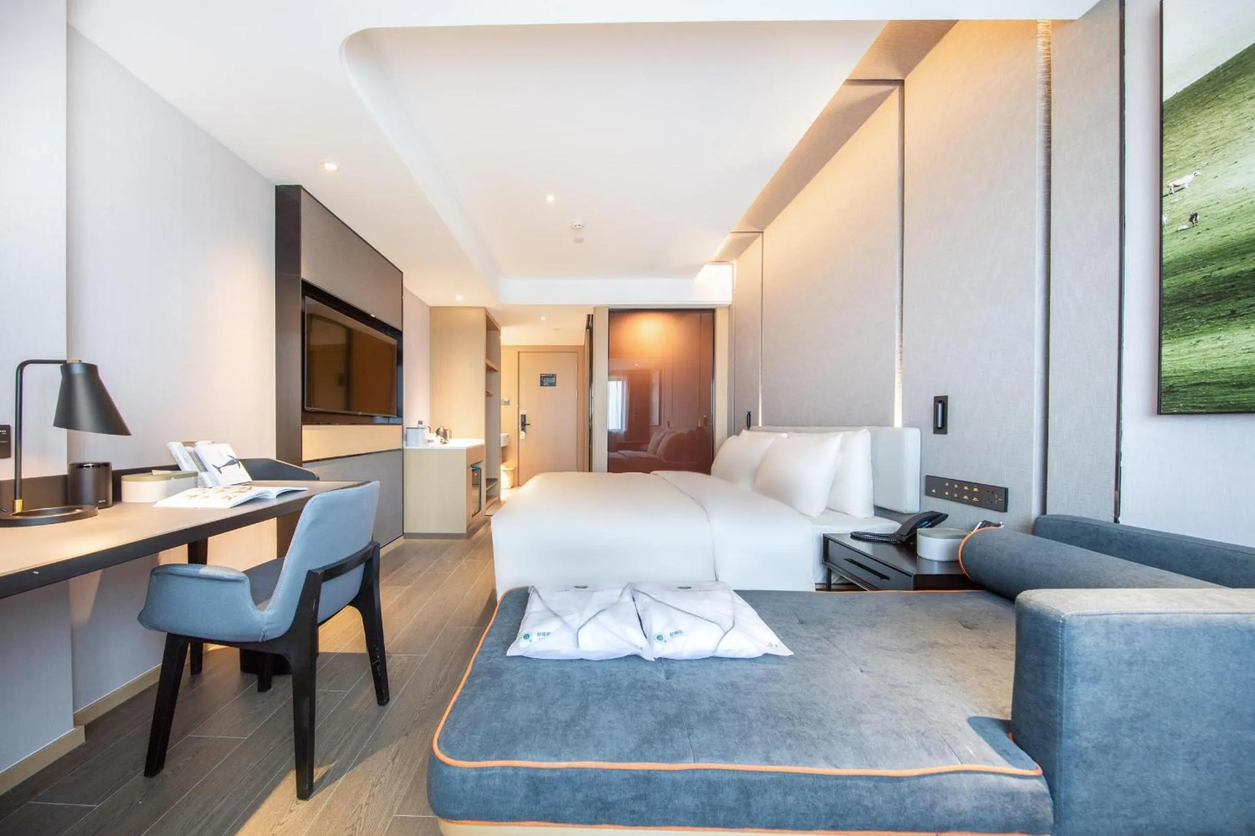 Bed in Atour Hotel Anqing Wuyue Plaza