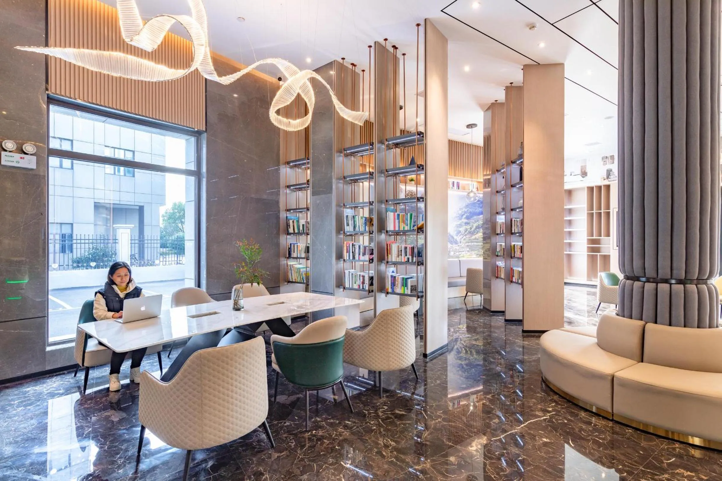 Atour Hotel Anqing Wuyue Plaza