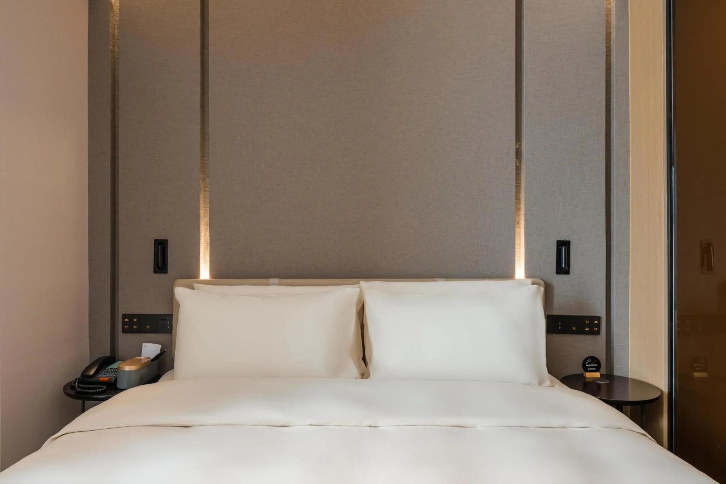 Bed in Atour Hotel Nanchang Red Valley Beach Qiushui Plaza