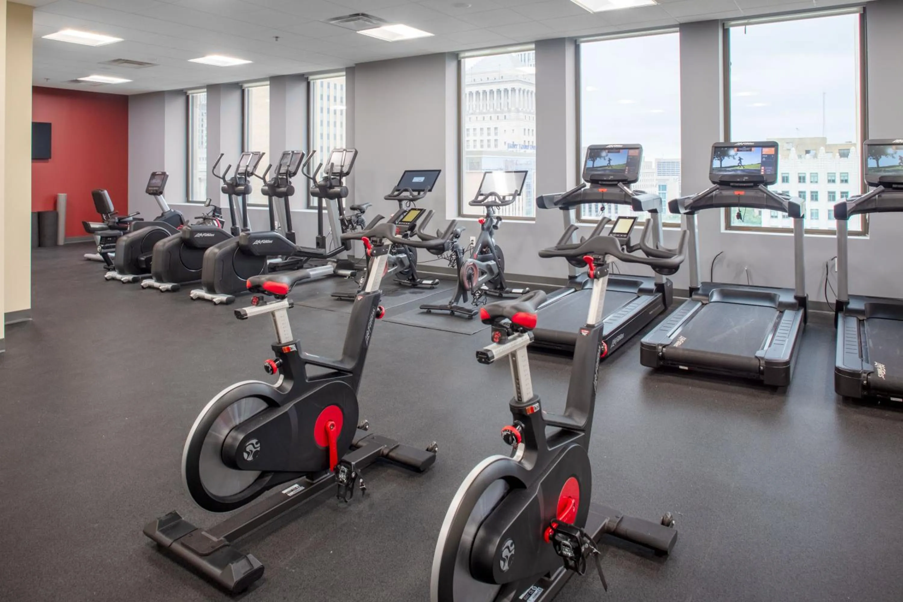 Fitness centre/facilities in Tru By Hilton St Louis Downtown Mo