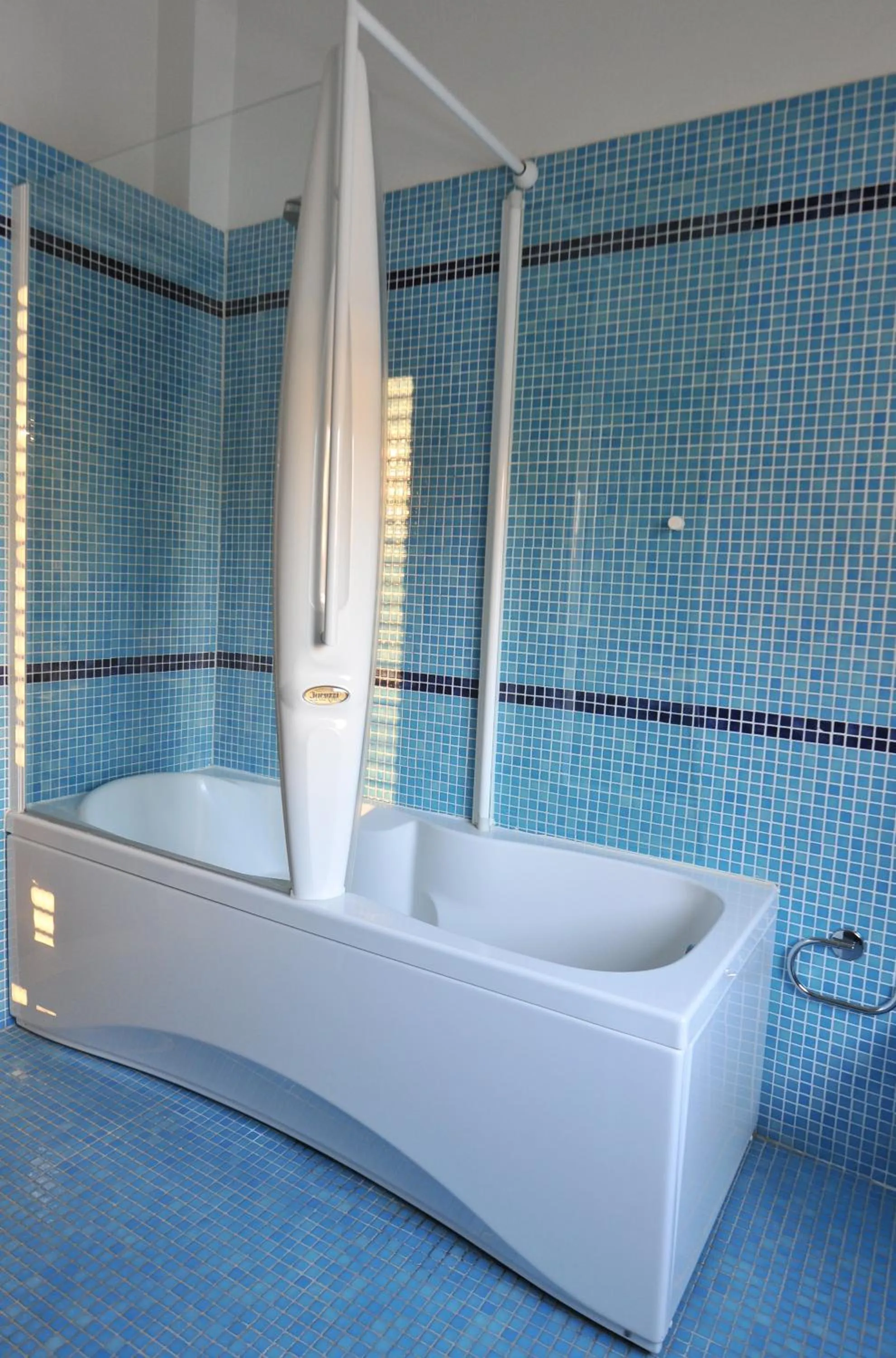 Hot Tub in Hotel Britannia