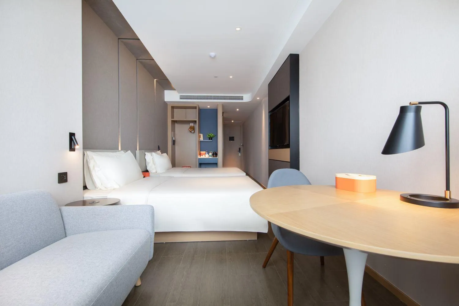 Bed in Atour Hotel Qingdao CBD Hangzhou Road