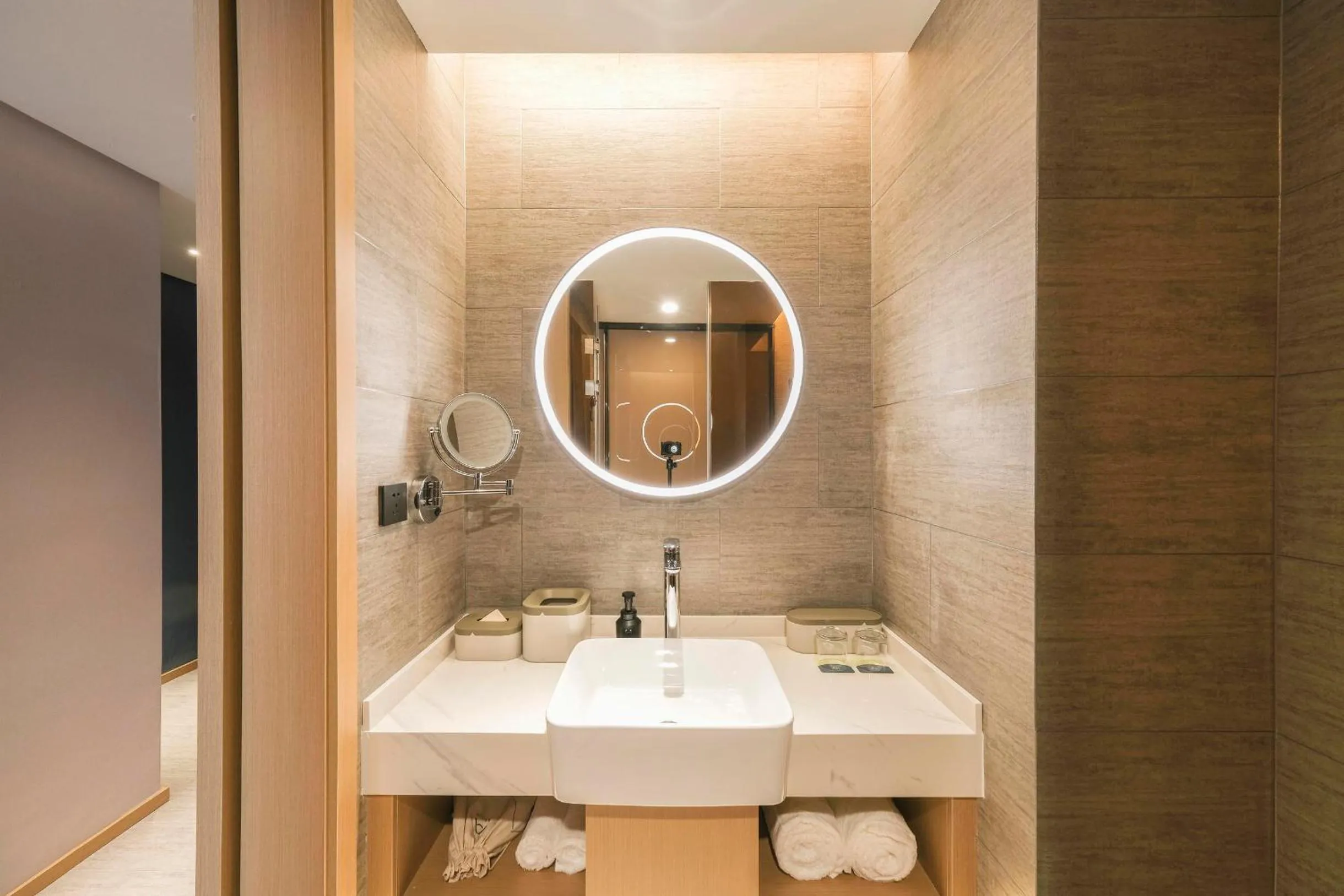 Atour Hotel Luoyang Yingtianmen