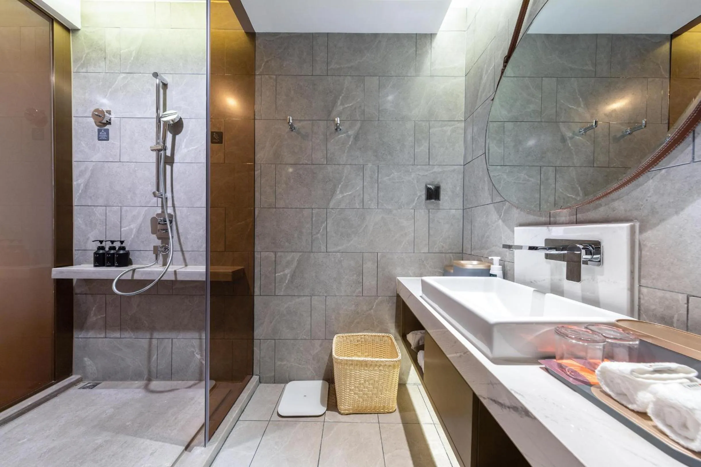 Atour S Hotel Wuhan Chuhehanjie