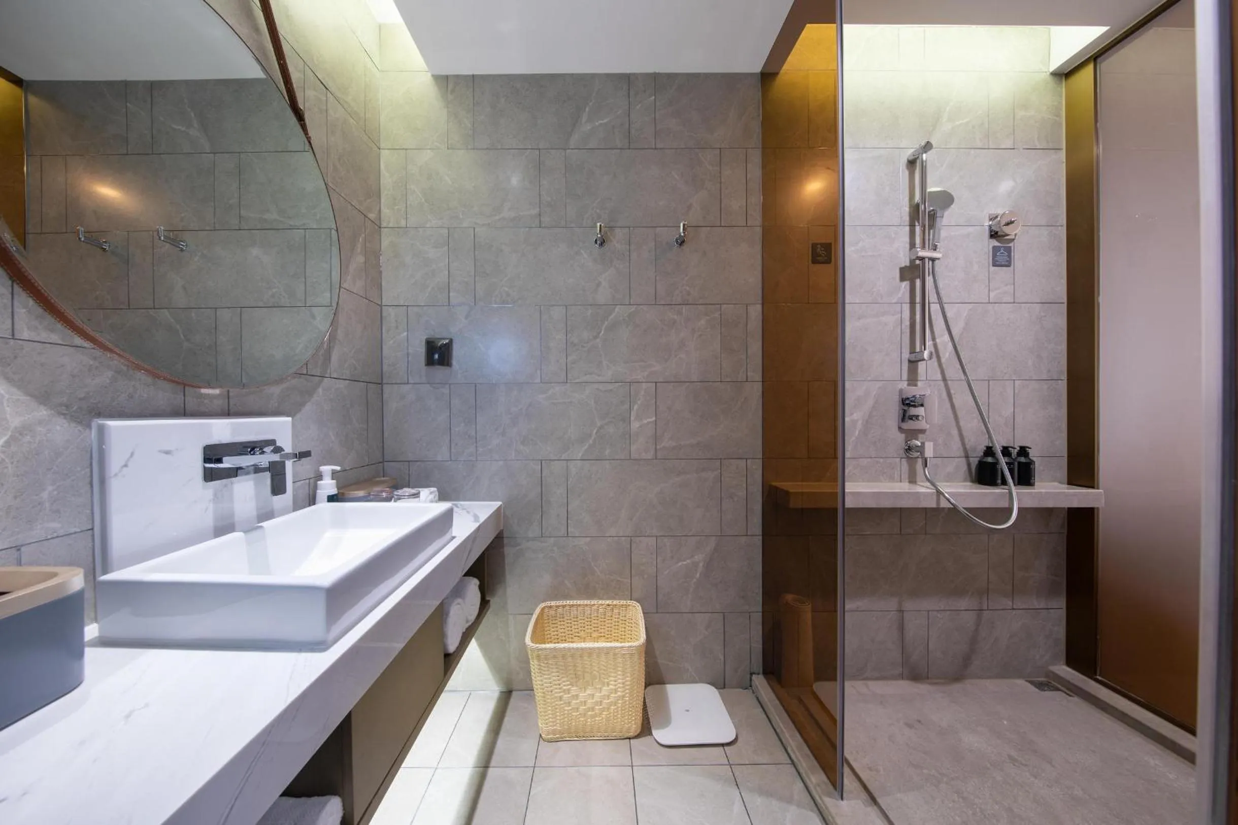 Atour S Hotel Wuhan Chuhehanjie