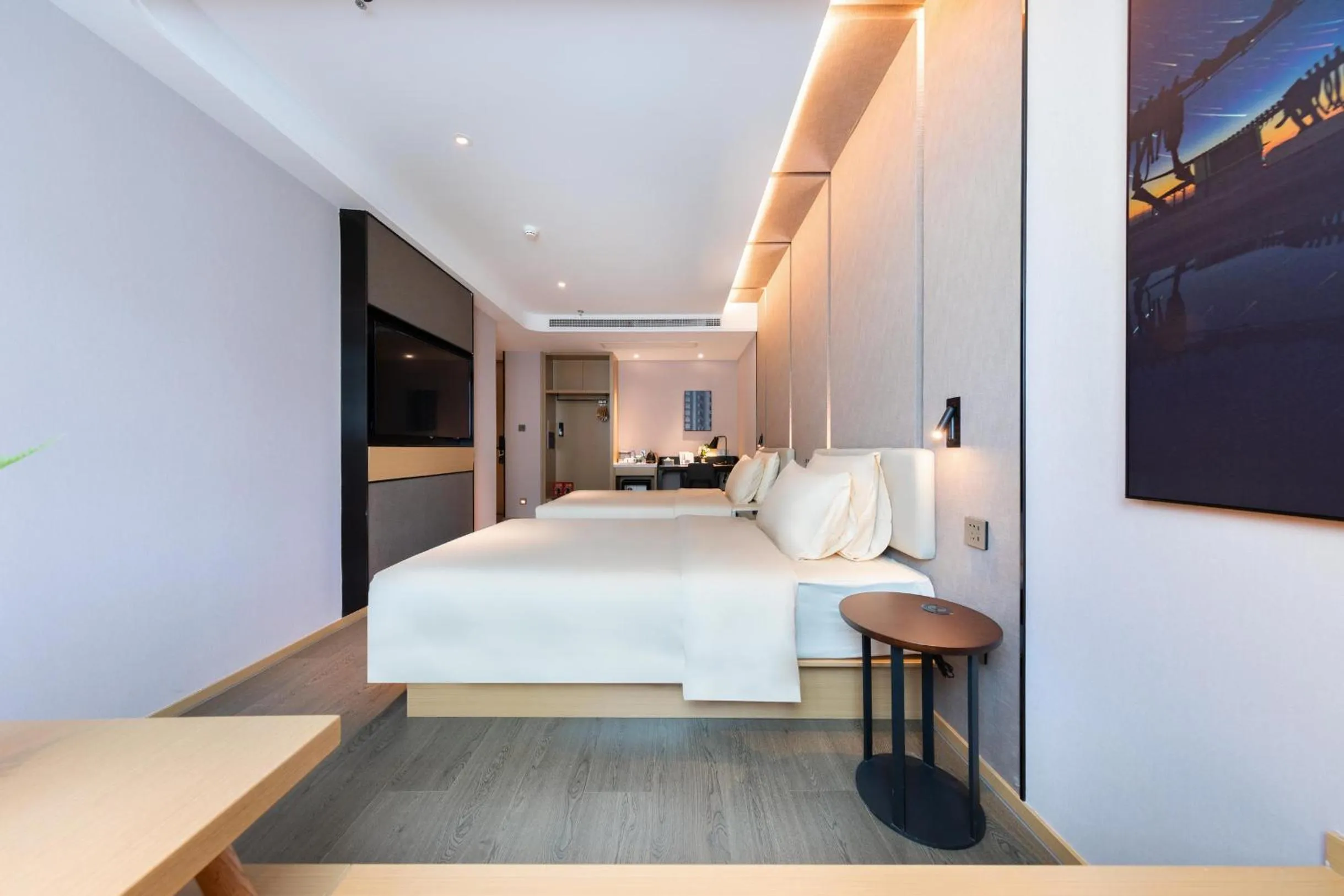 Bed in Atour Hotel Wuhan Yellow Crane Tower