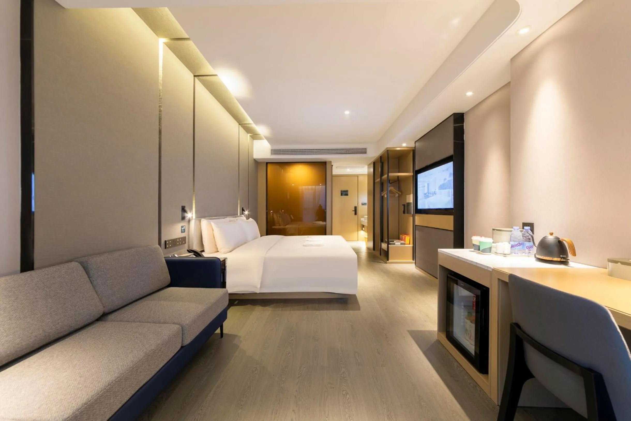 Bed in Atour Hotel Zhangjiajie Tianmen Mountain Cableway