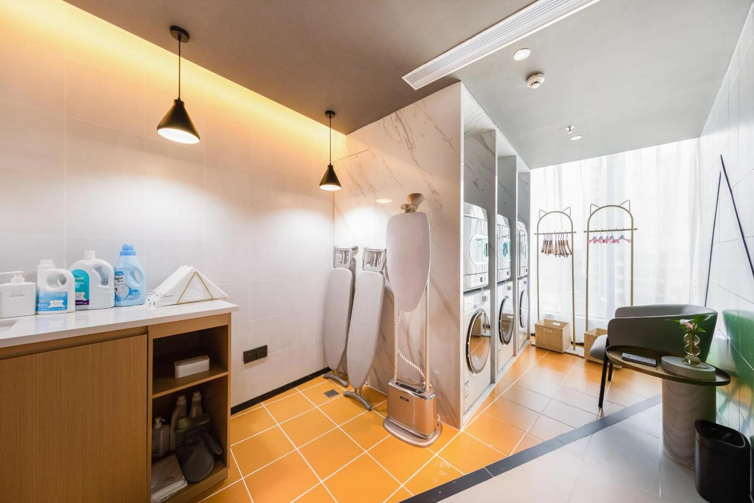 Atour Hotel Zhuhai Gongbei Fuhuali