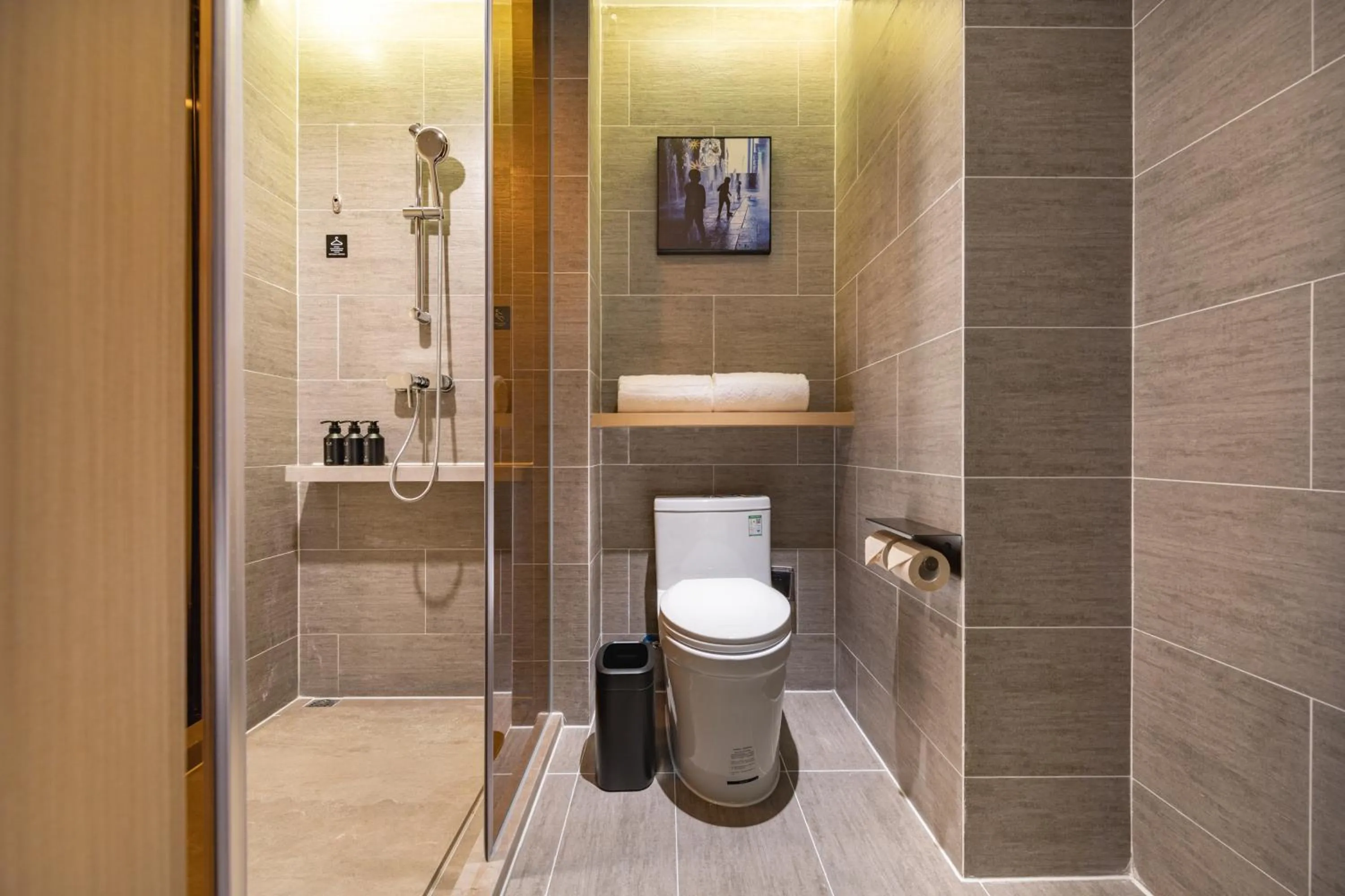 Property building in Atour Hotel Zhuhai Gongbei Fuhuali