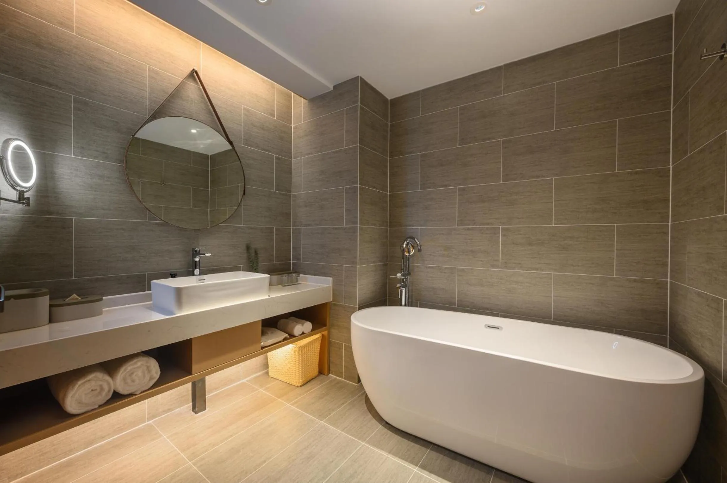 Atour Hotel Dongguan Songhan Lake