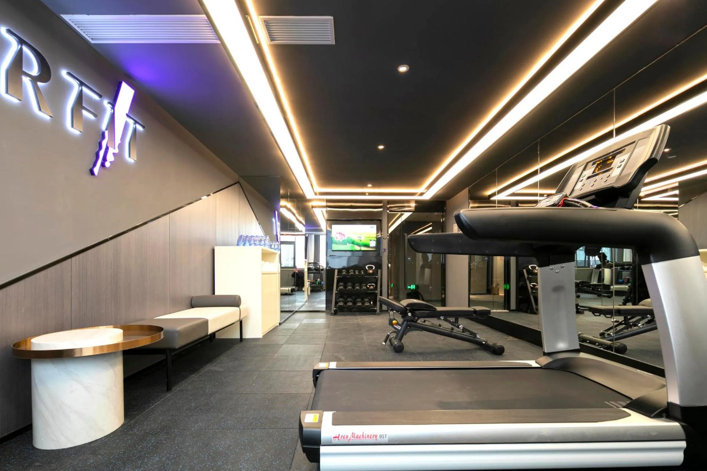 Atour Hotel Guilin Two Rivers and Four Lakes Elephant Trunk Hill