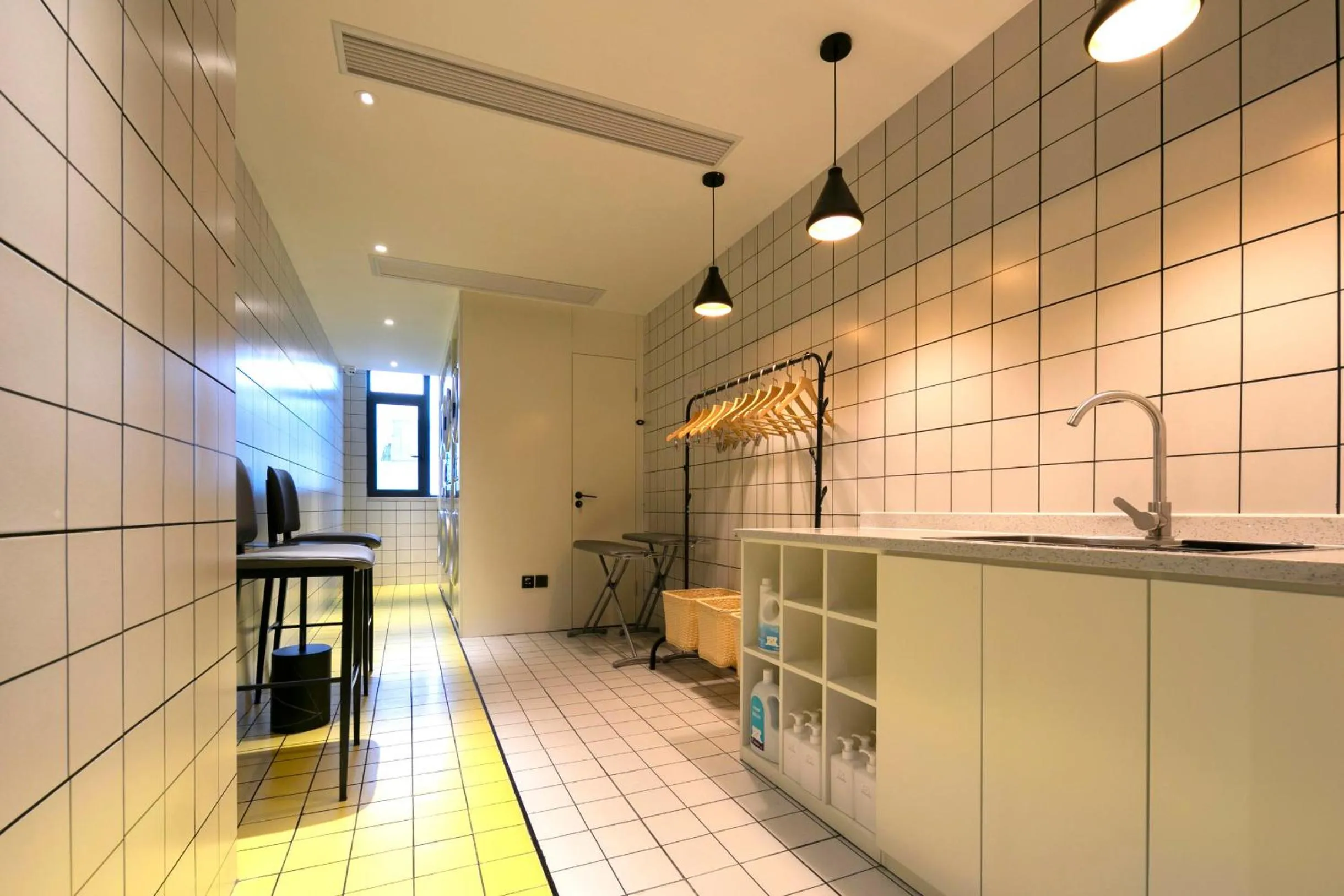 Atour Hotel Guilin Two Rivers and Four Lakes Elephant Trunk Hill