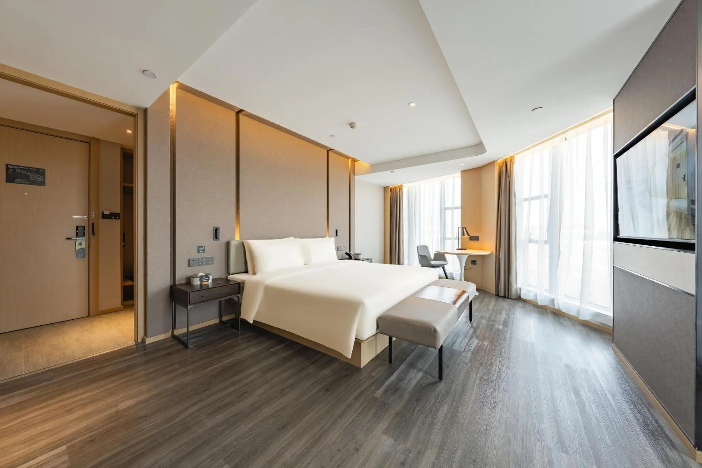 Photo of the whole room, Bed in 重庆西站站前广场亚朵酒店