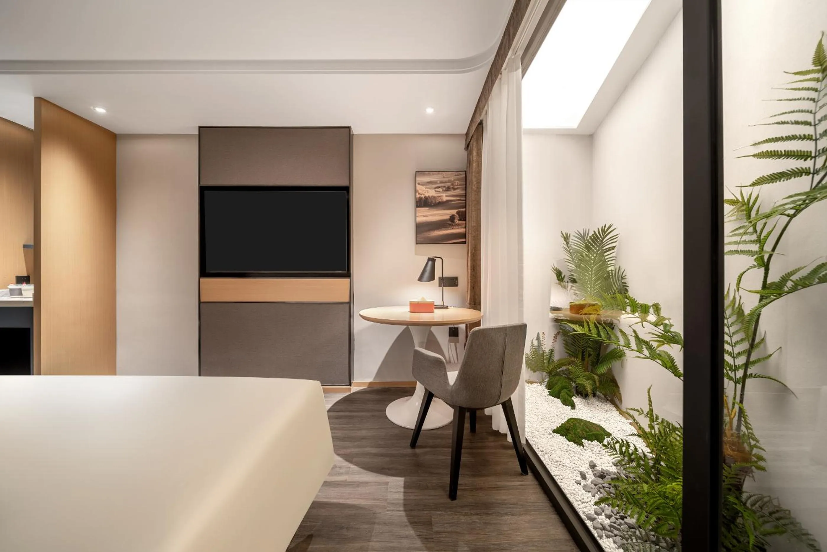 Photo of the whole room in 重庆西站站前广场亚朵酒店