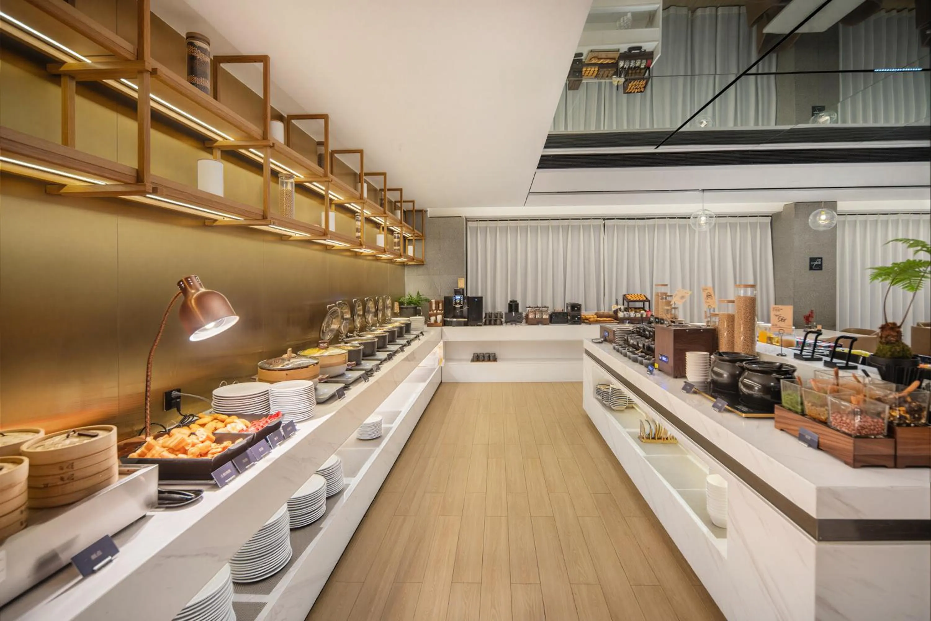 Buffet breakfast in 重庆西站站前广场亚朵酒店