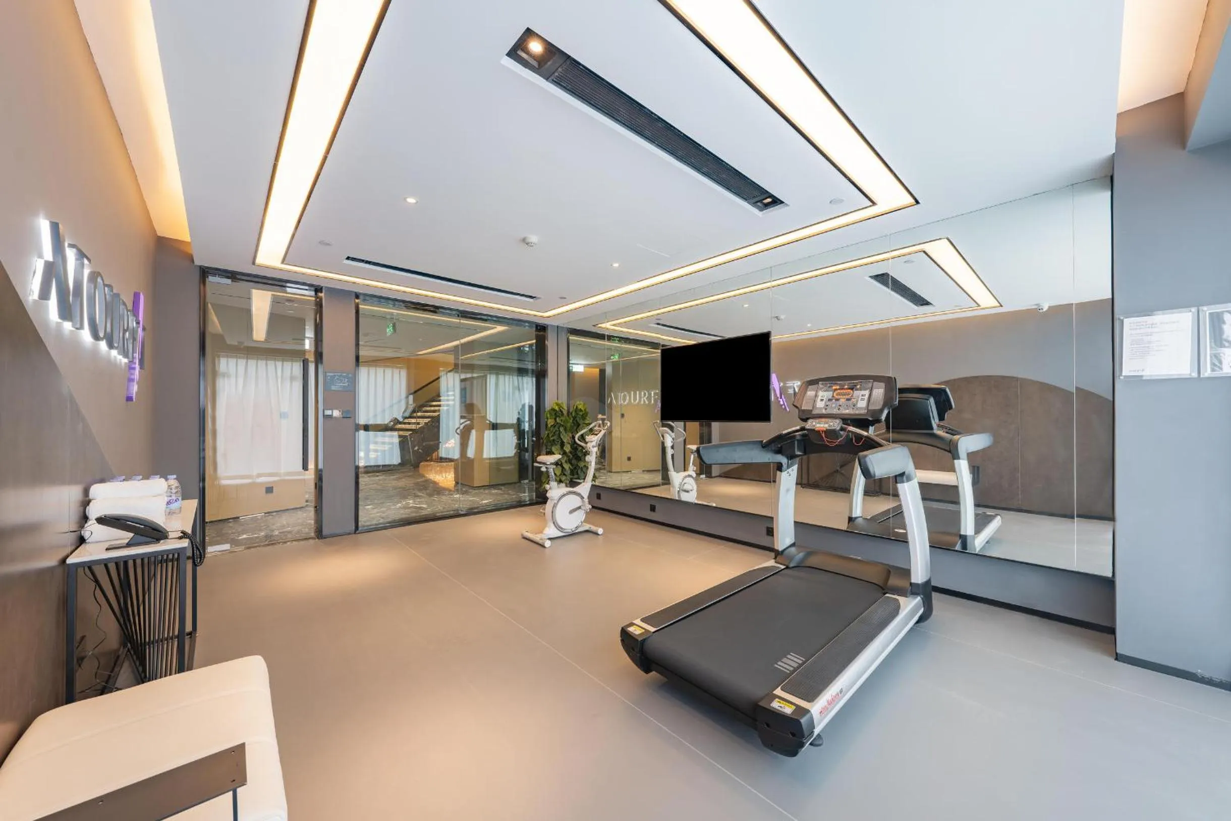 Fitness centre/facilities in 重庆西站站前广场亚朵酒店