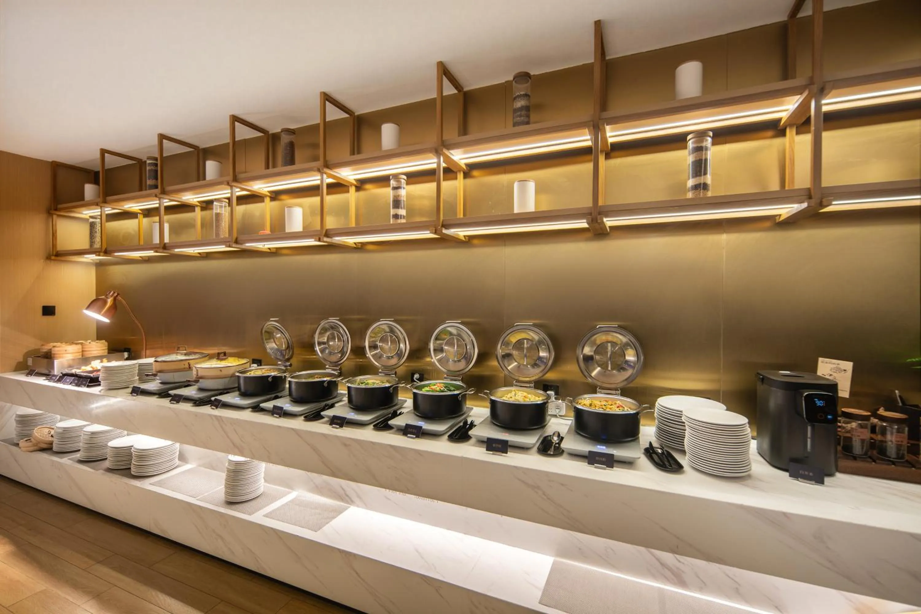 Buffet breakfast in 重庆西站站前广场亚朵酒店