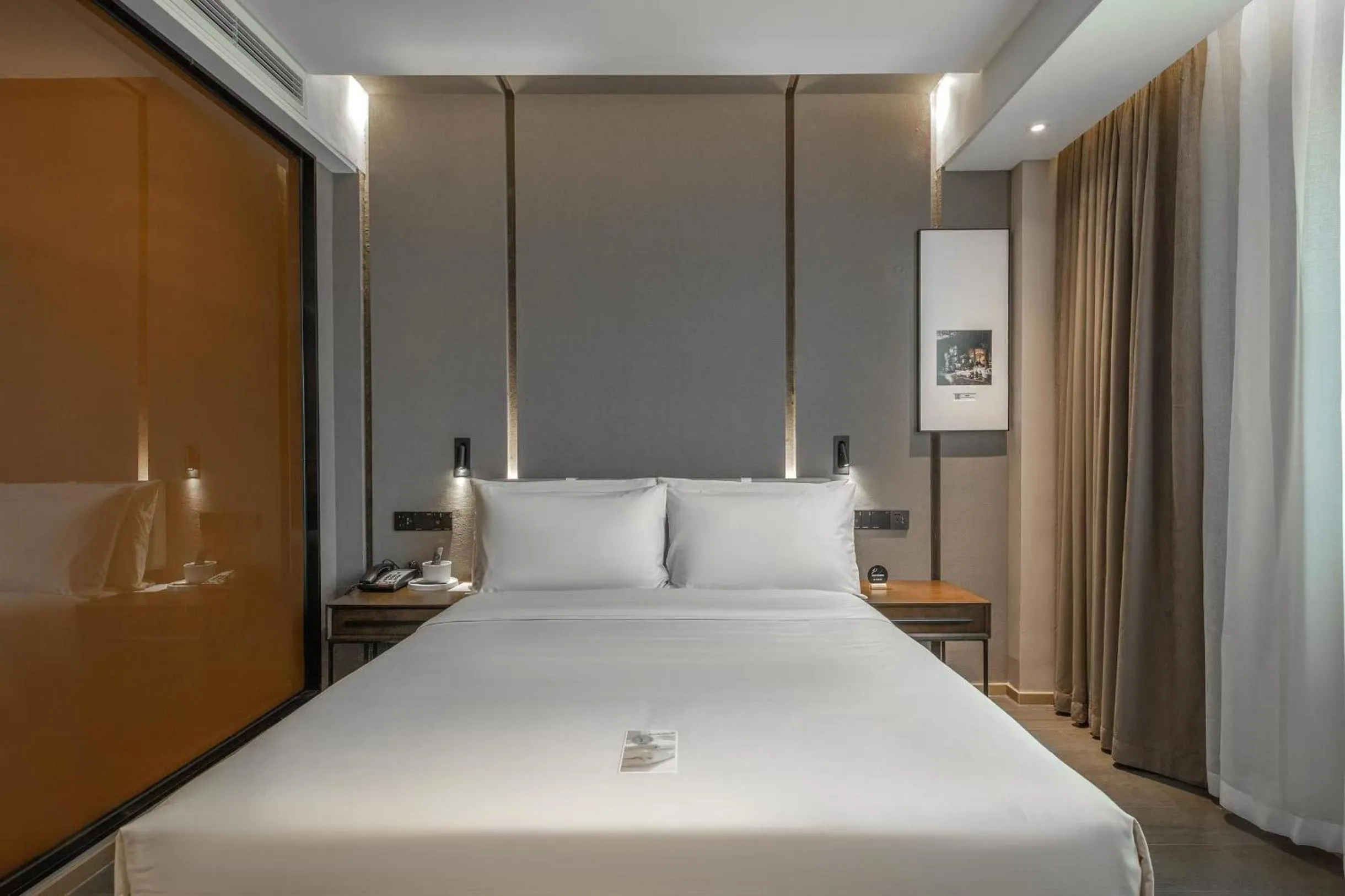 Bed in Atour Hotel Chengdu North Renmin Road