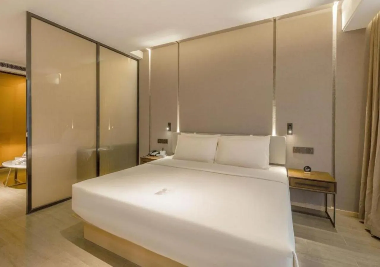 Bed in Atour Hotel Chengdu North Renmin Road