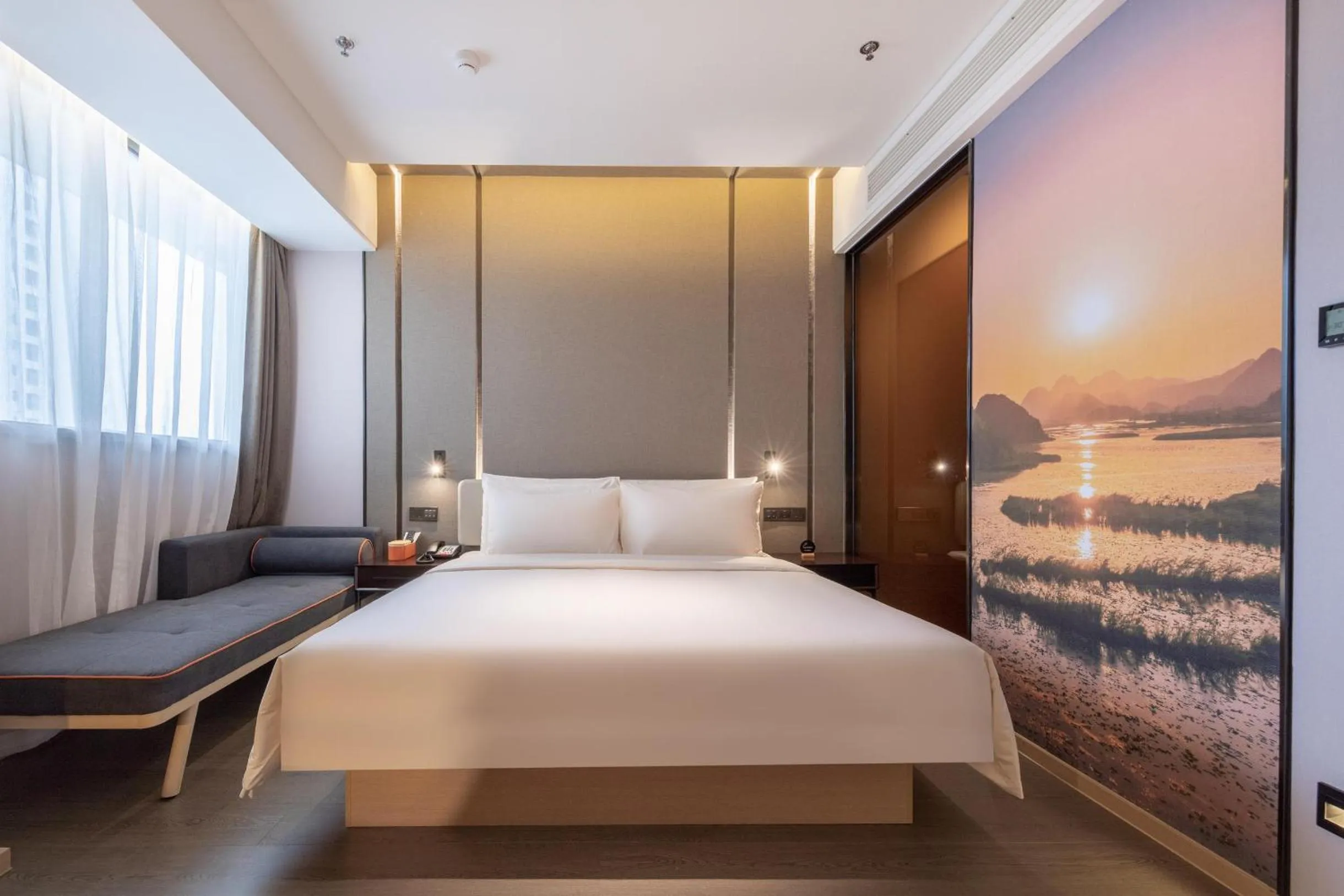 Bed in Atour Hotel Kunming Economic Development Zone