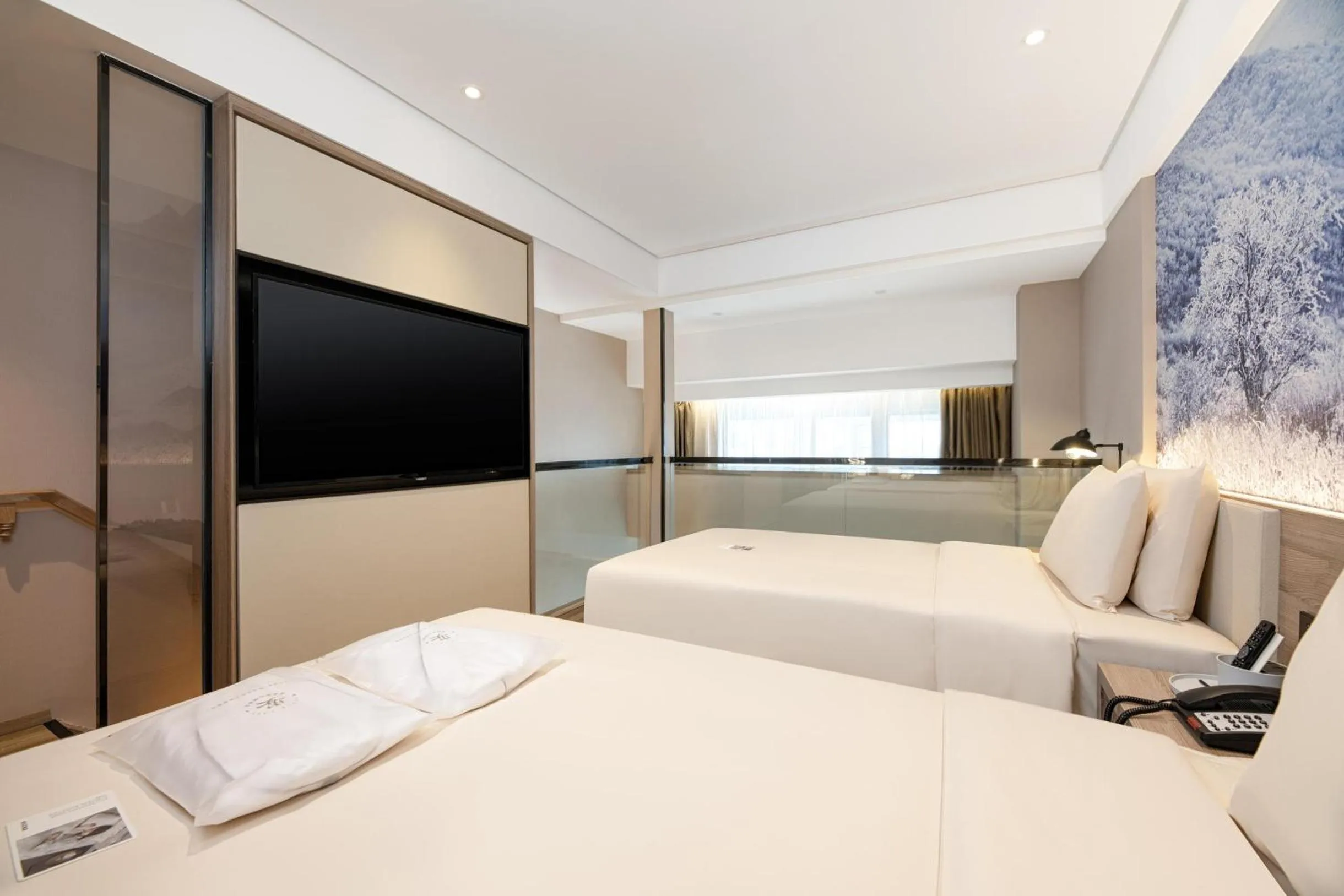 Bed in Atour Hotel Xian Xianyang International Airport