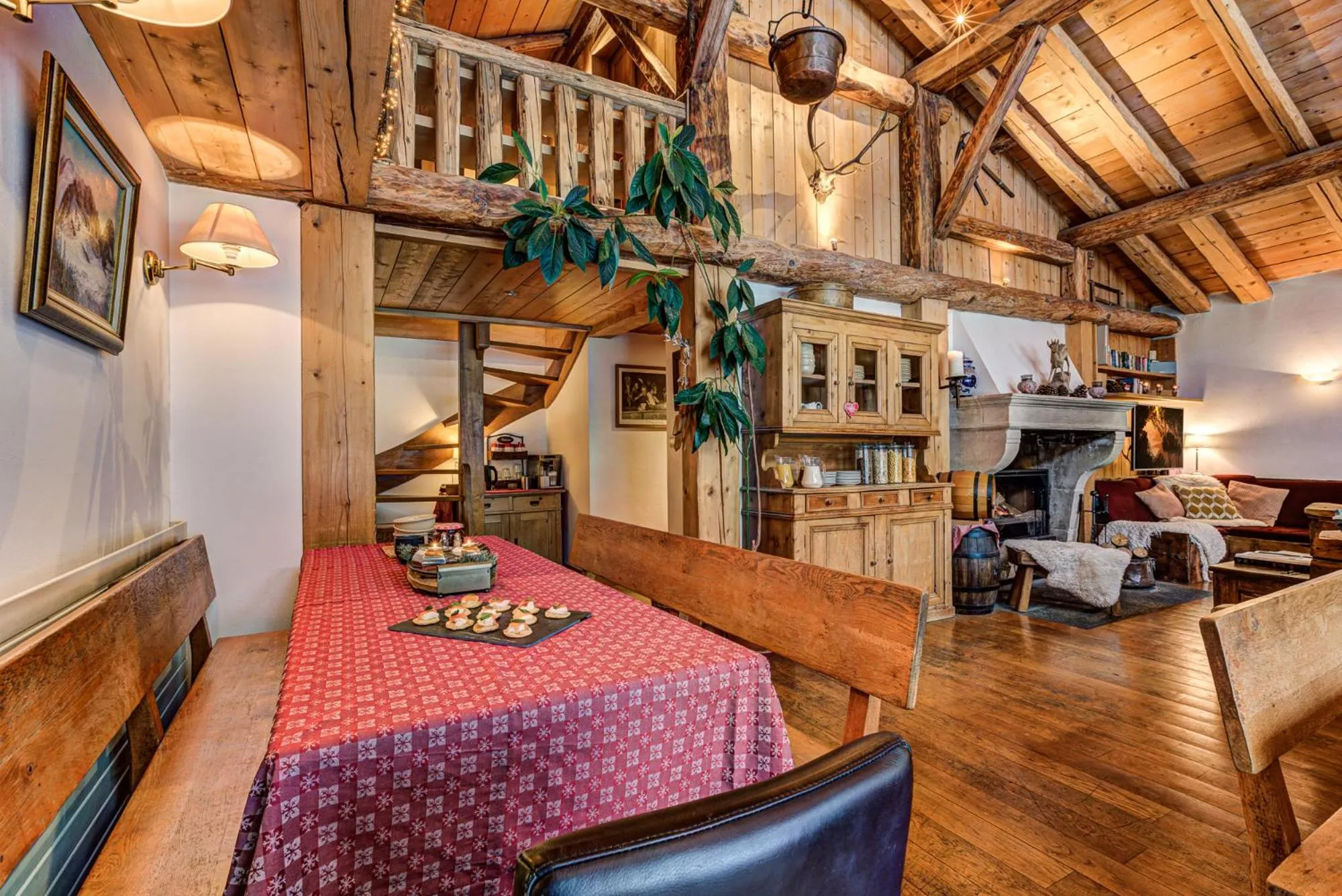 Dining area in Chalet Tissières