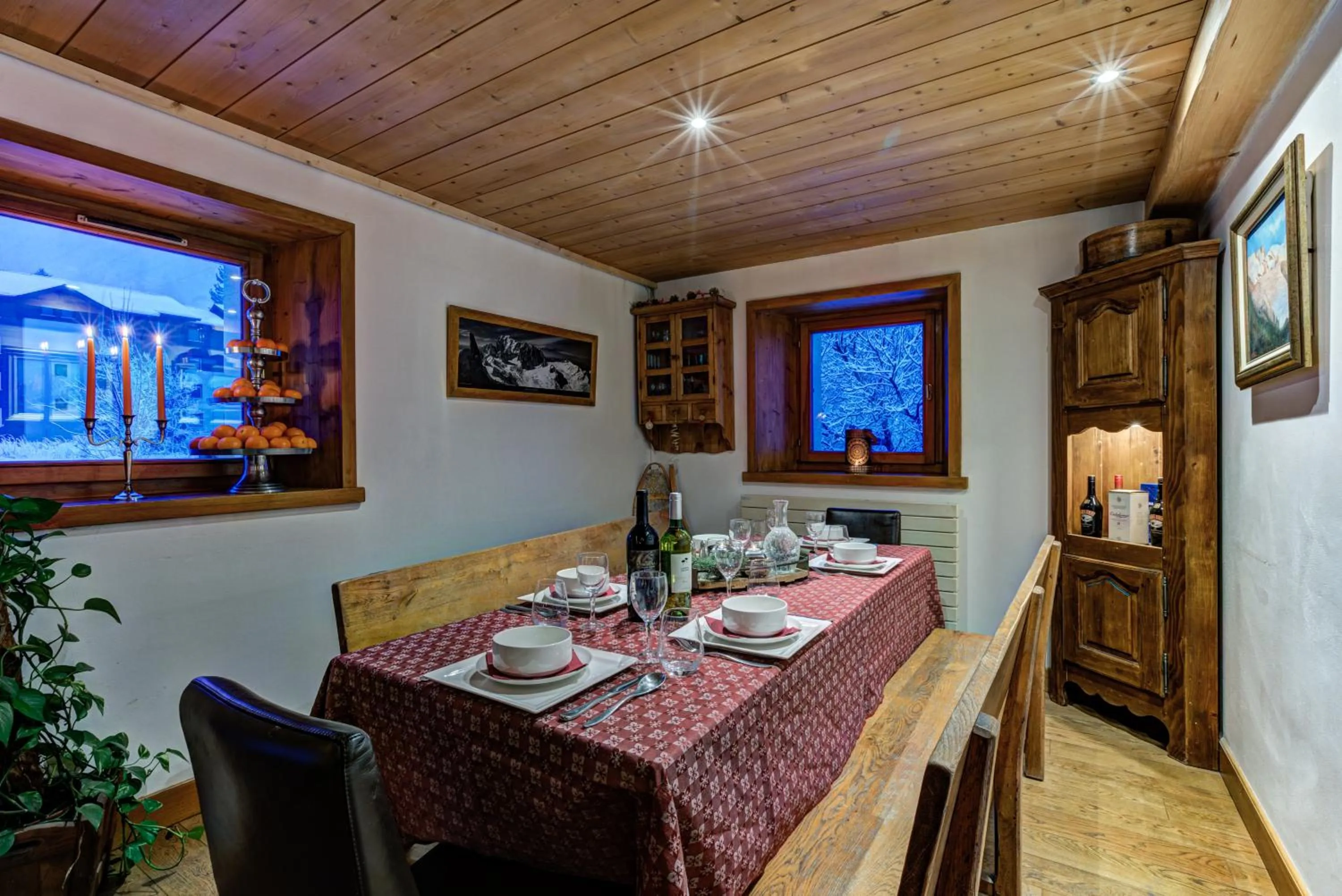 Dining area in Chalet Tissières