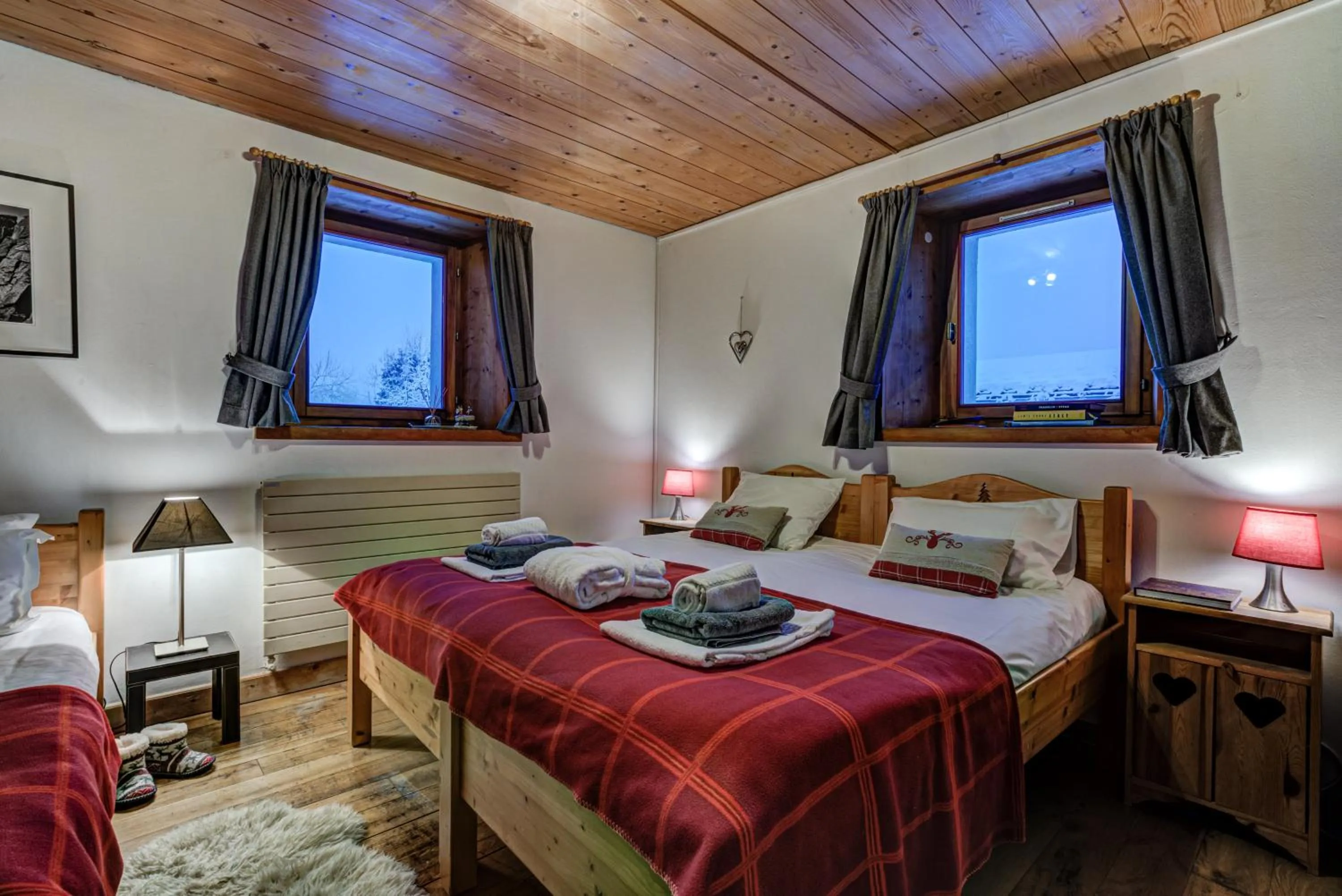Bedroom, Bed in Chalet Tissières