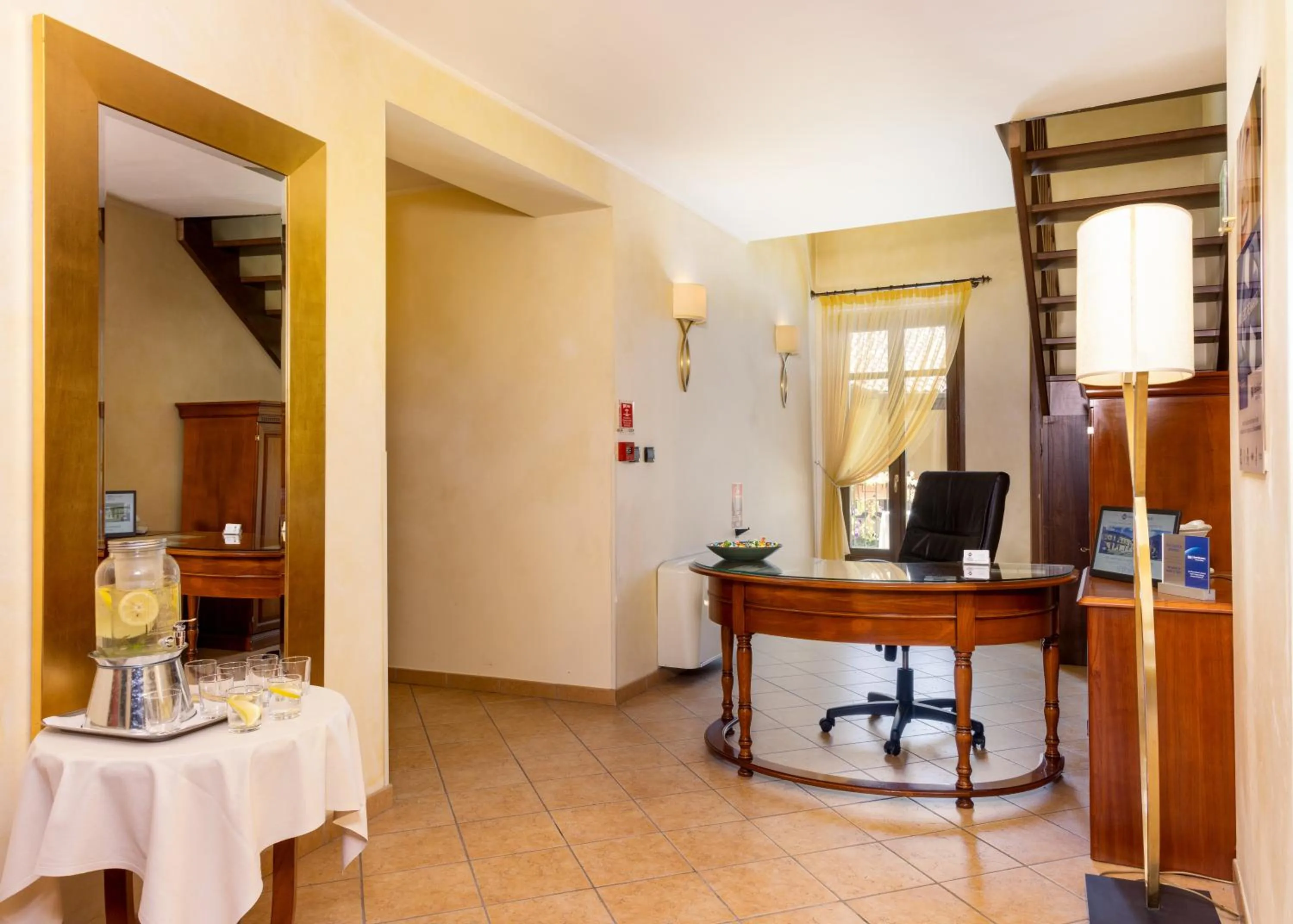 Lobby or reception in Best Western Plus Hotel Le Rondini