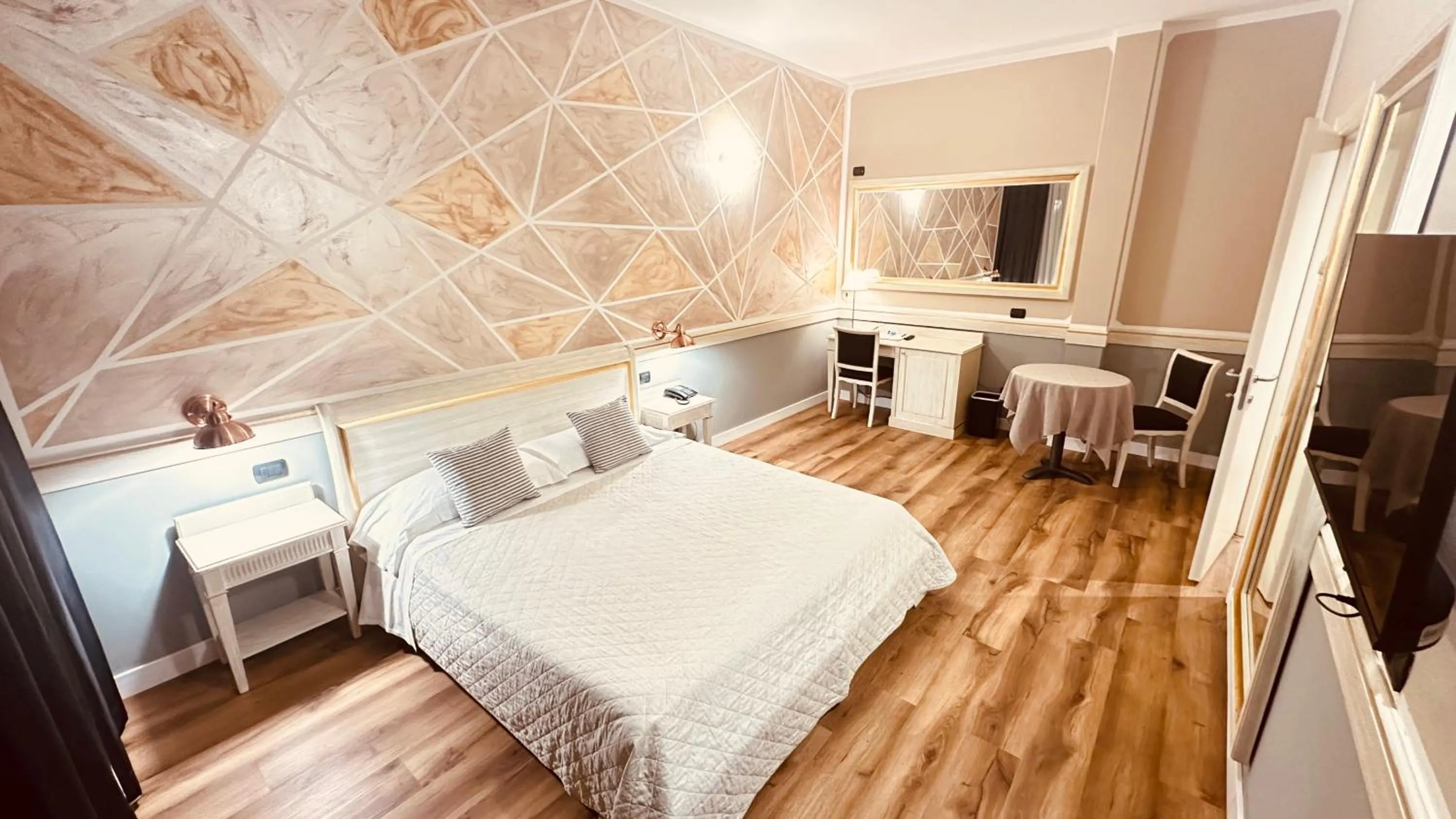 TV and multimedia, Bed in Hotel Malpensa INN Aereoporto