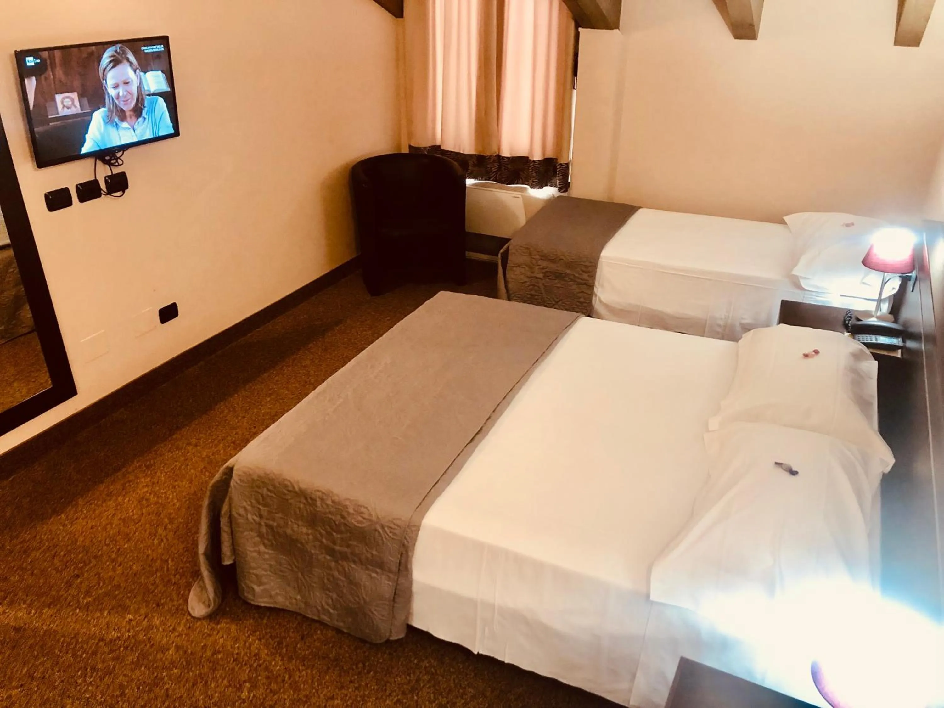 Bed in Hotel Malpensa INN Aereoporto