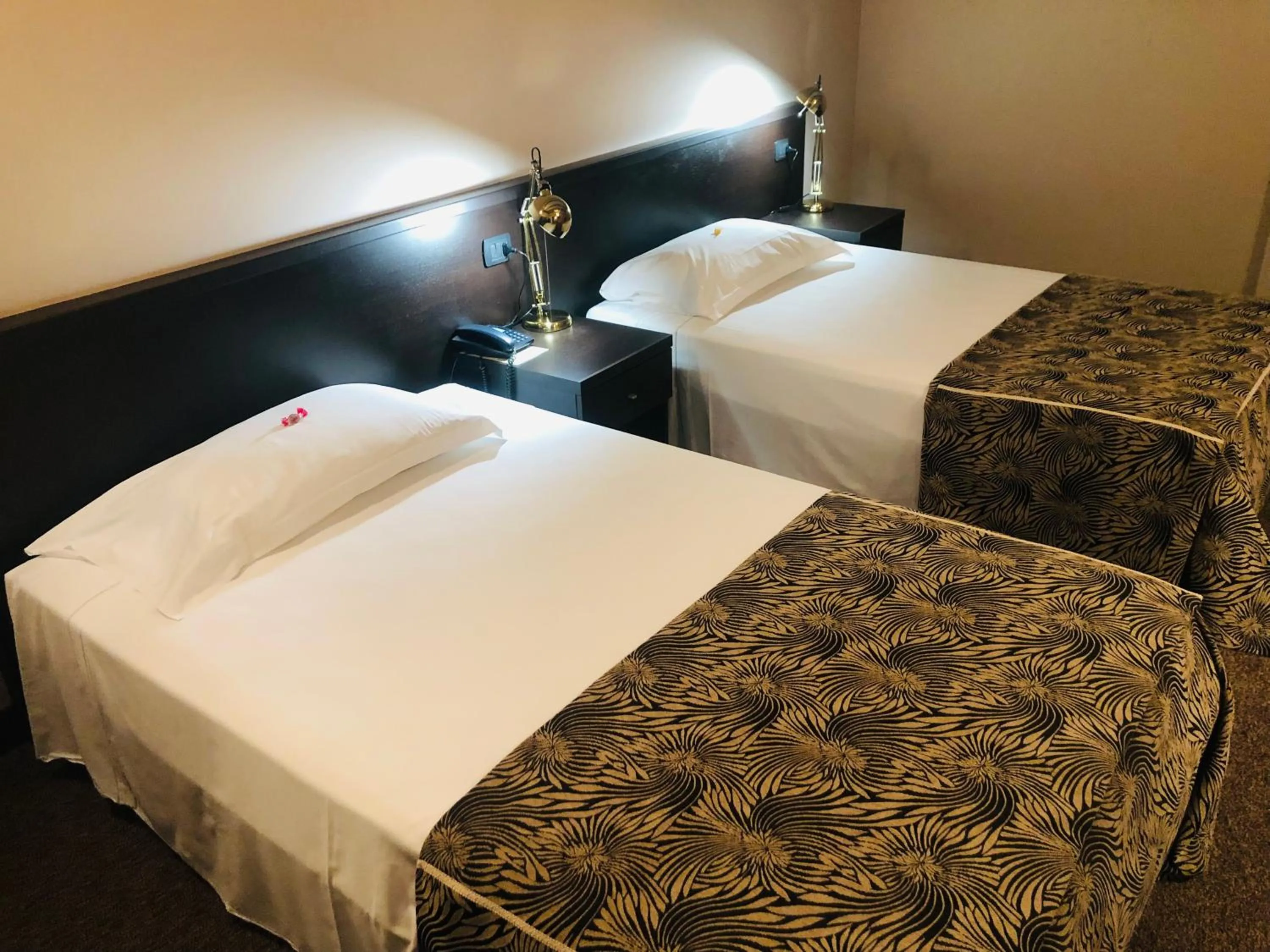 Bed in Hotel Malpensa INN Aereoporto